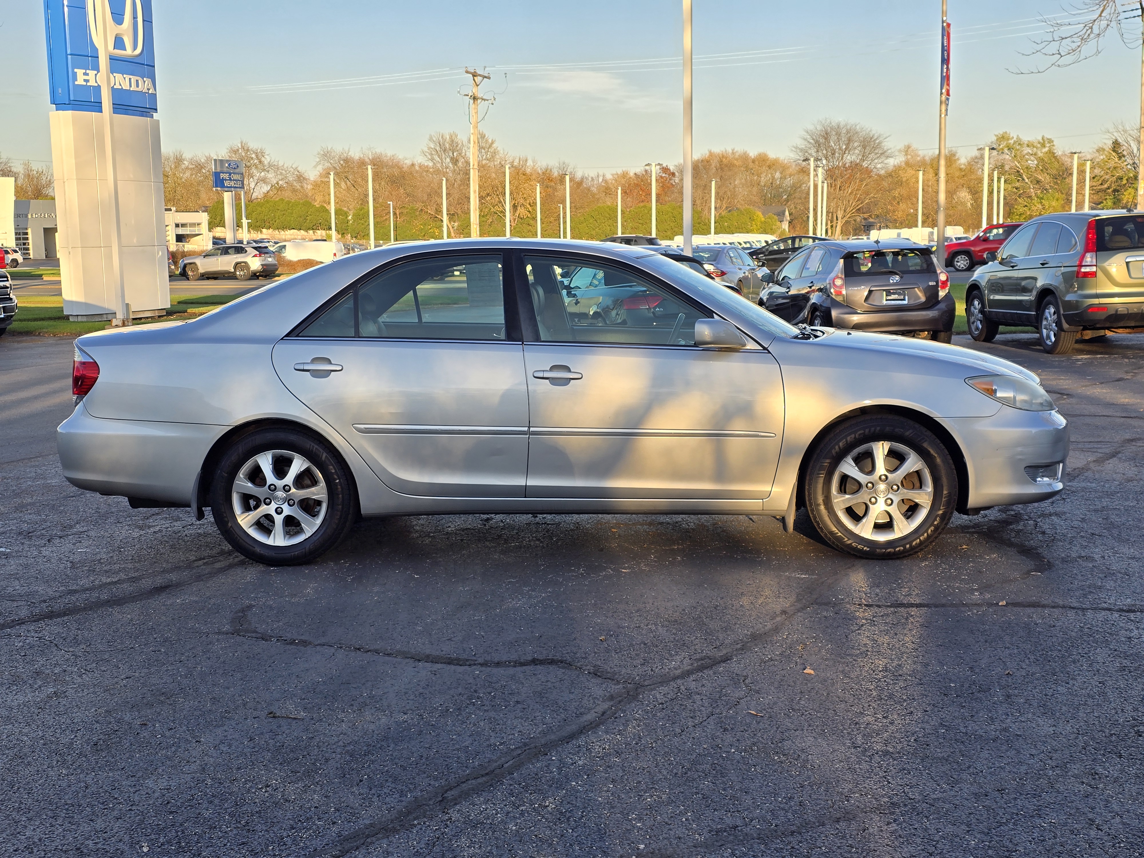 2005 Toyota Camry XLE 15