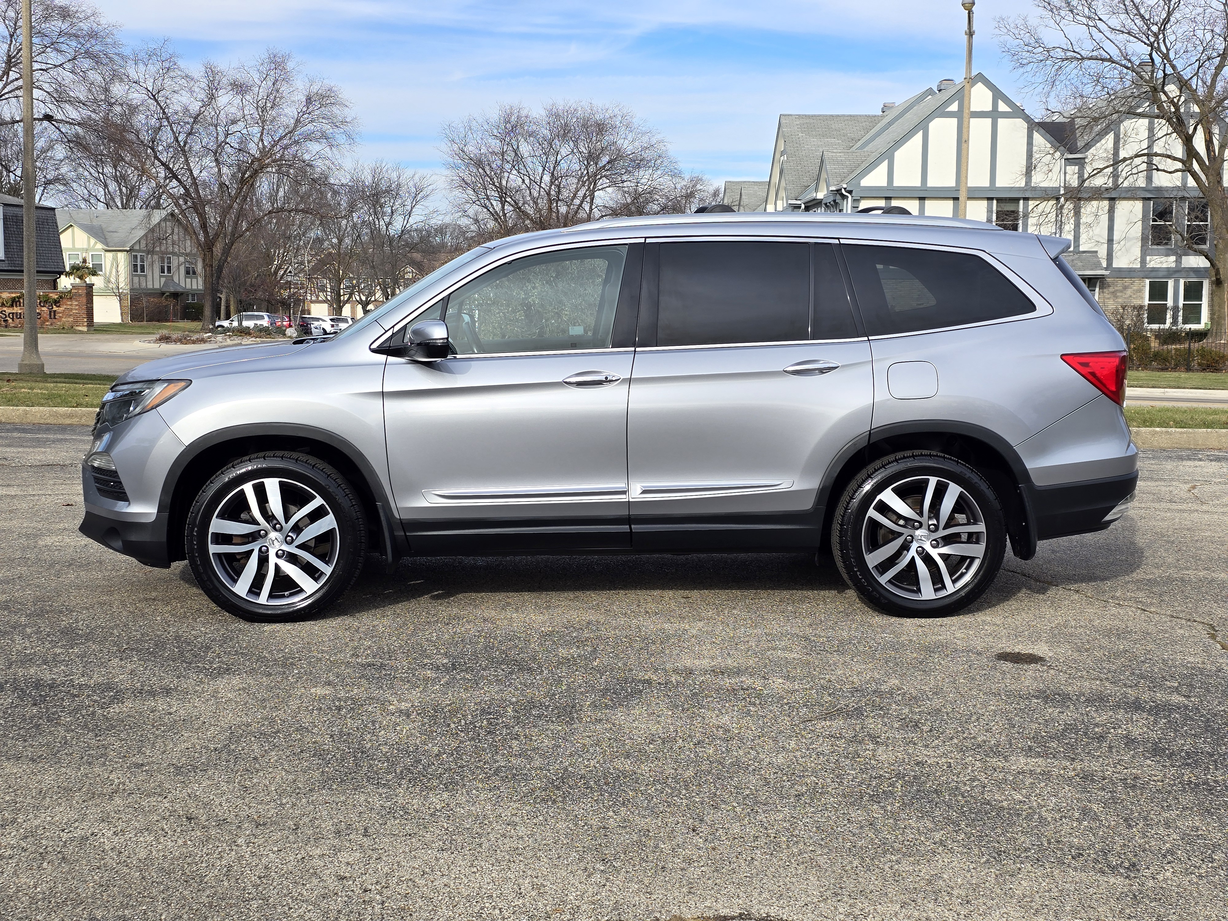 2016 Honda Pilot Touring 11