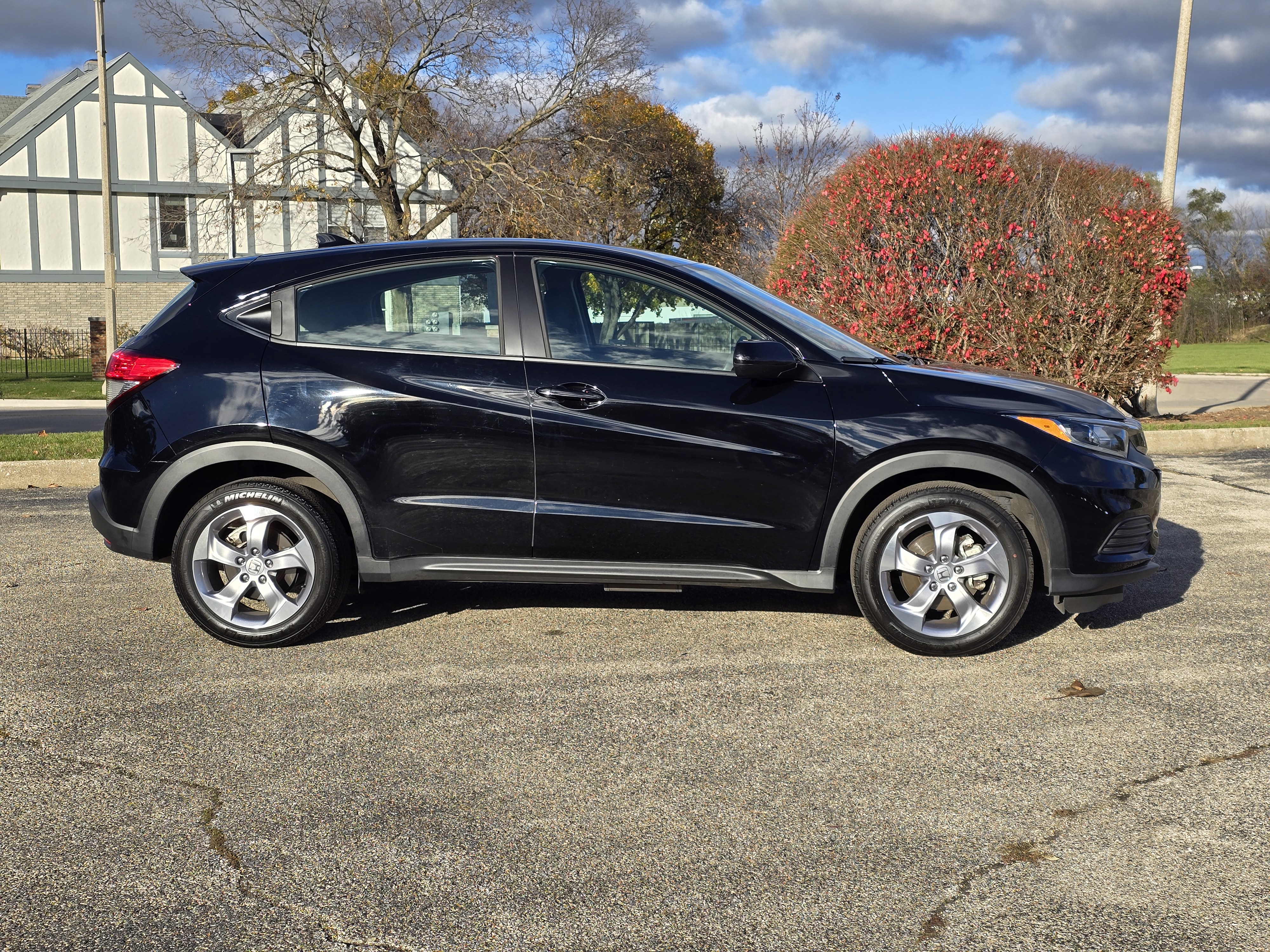 2022 Honda HR-V LX 18