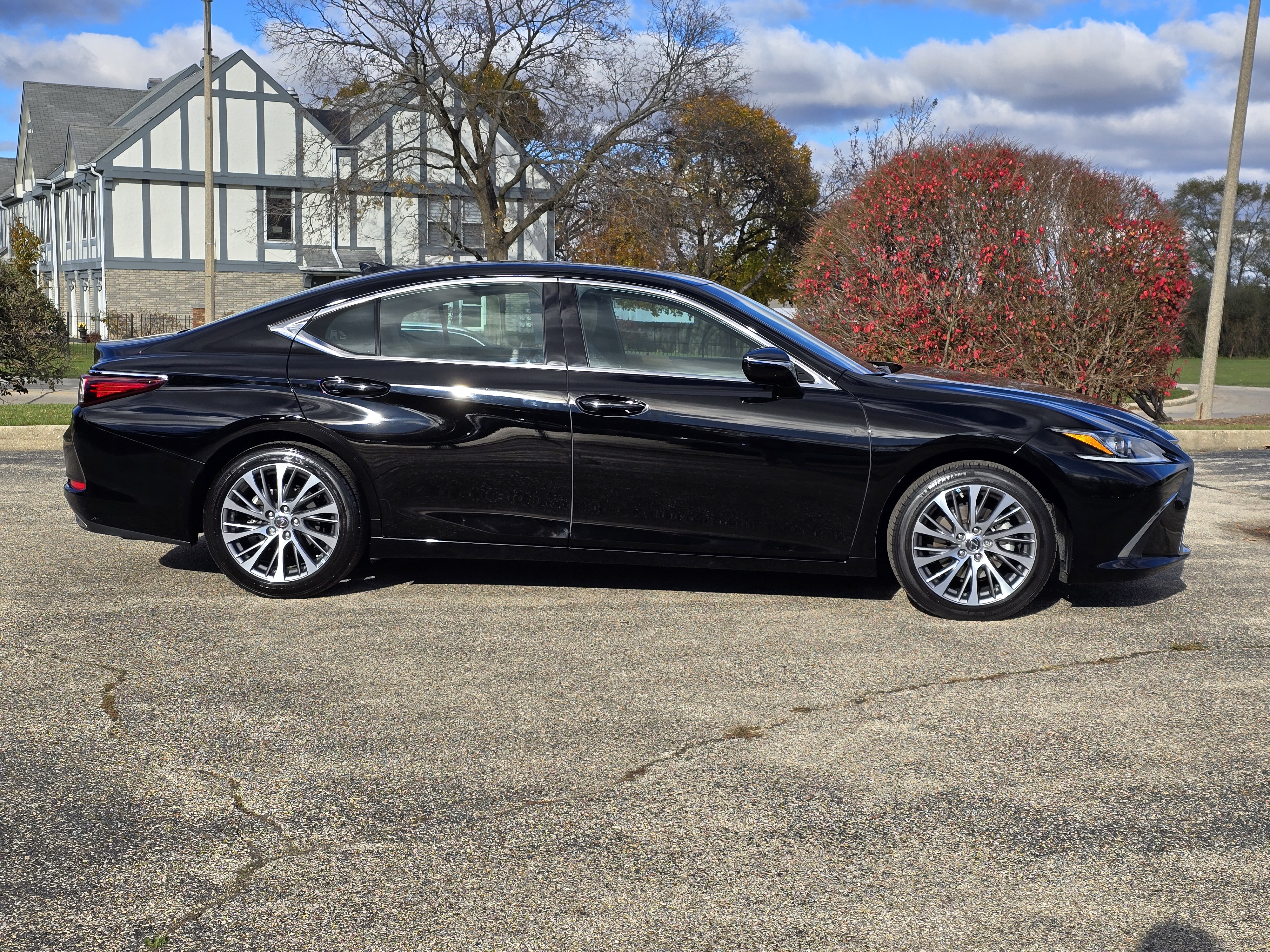 2019 Lexus ES 350 20