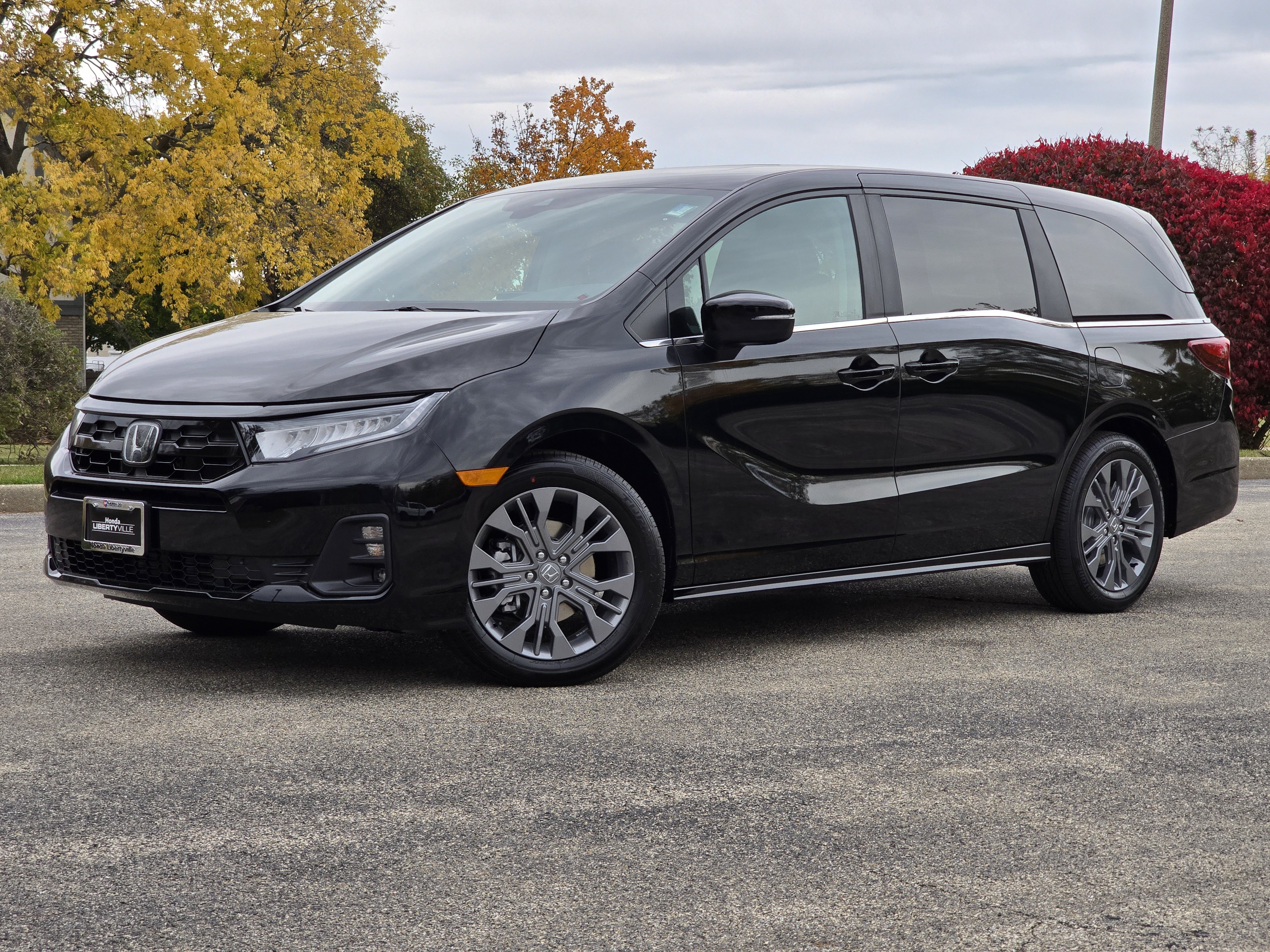 2025 Honda Odyssey Touring 1