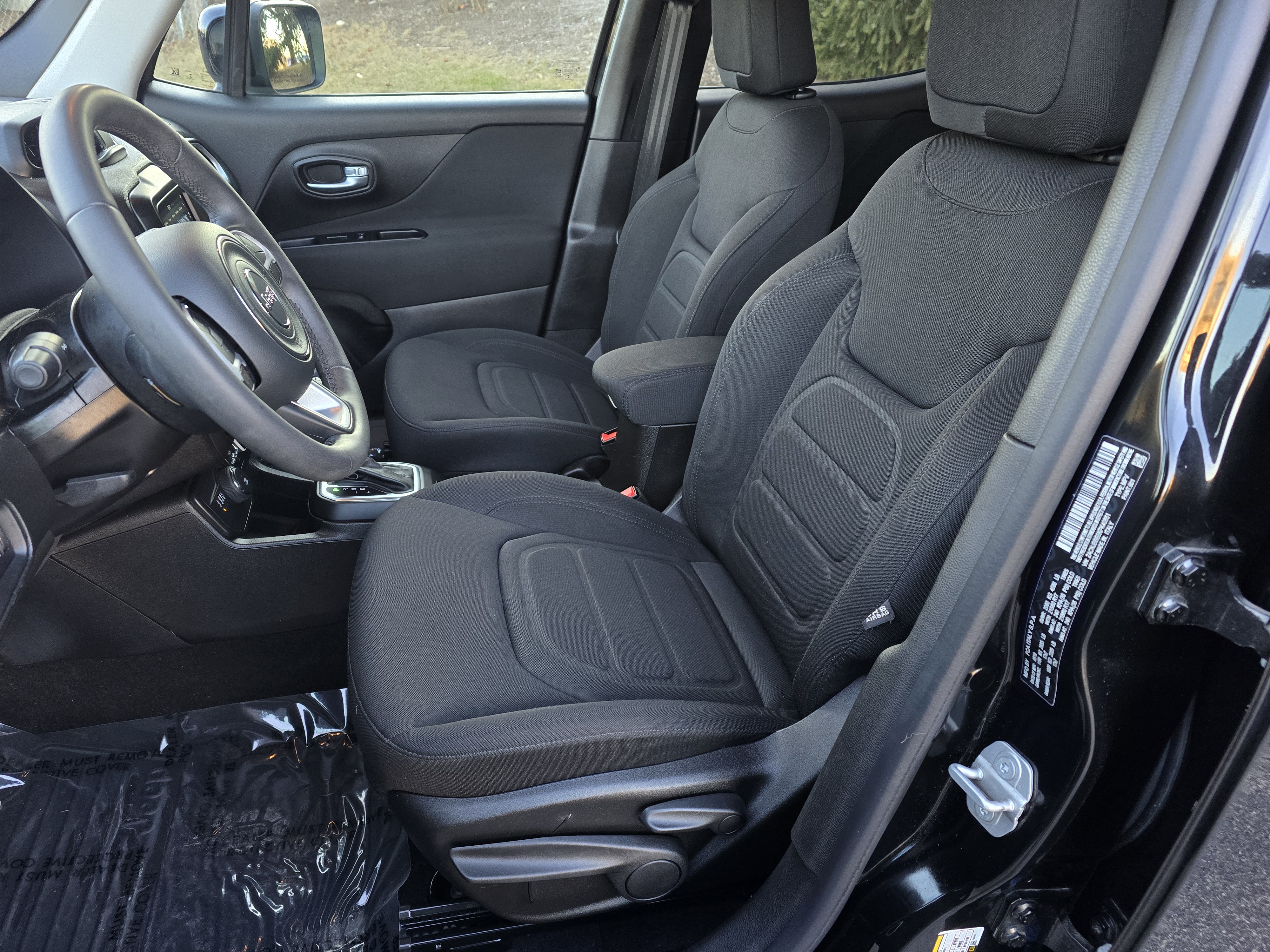 2019 Jeep Renegade Latitude 27