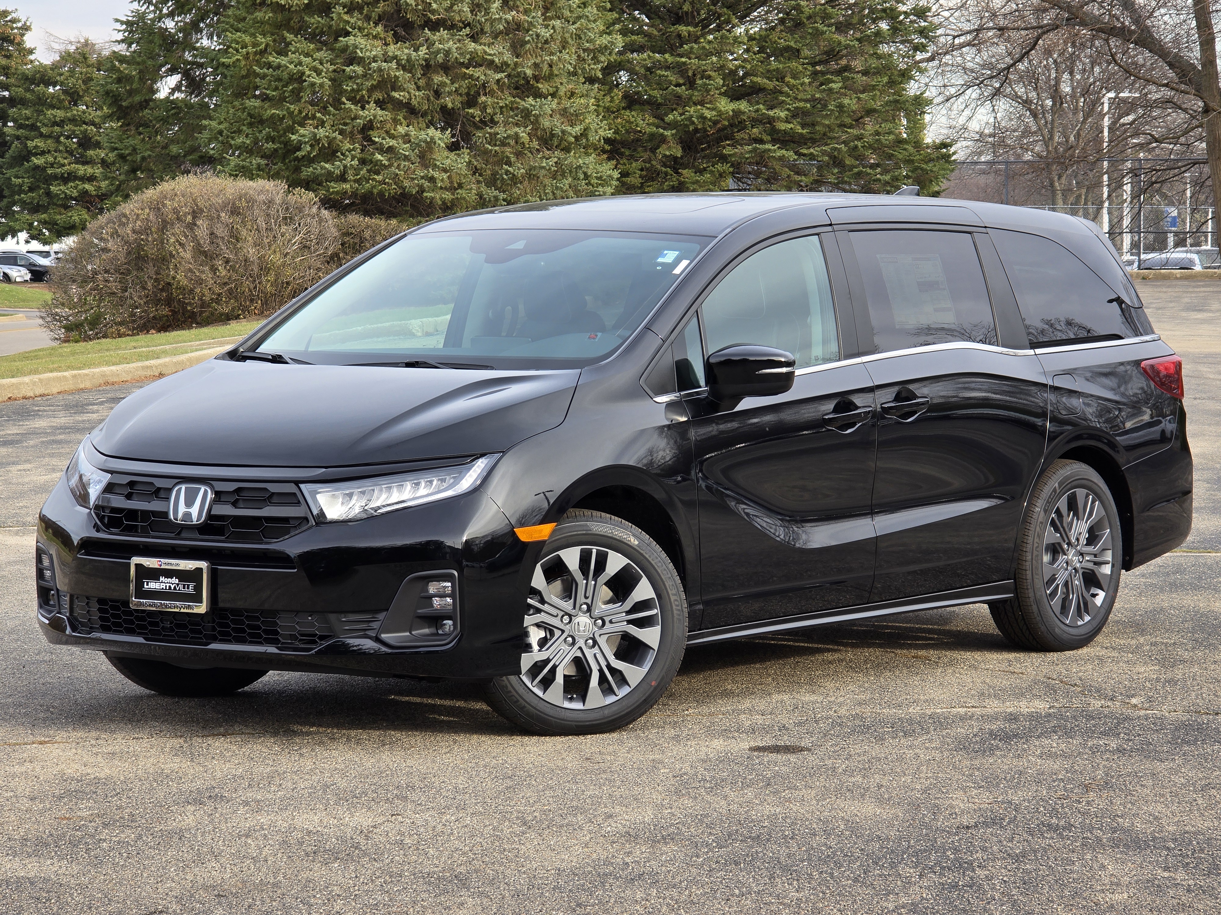 2025 Honda Odyssey Touring 1