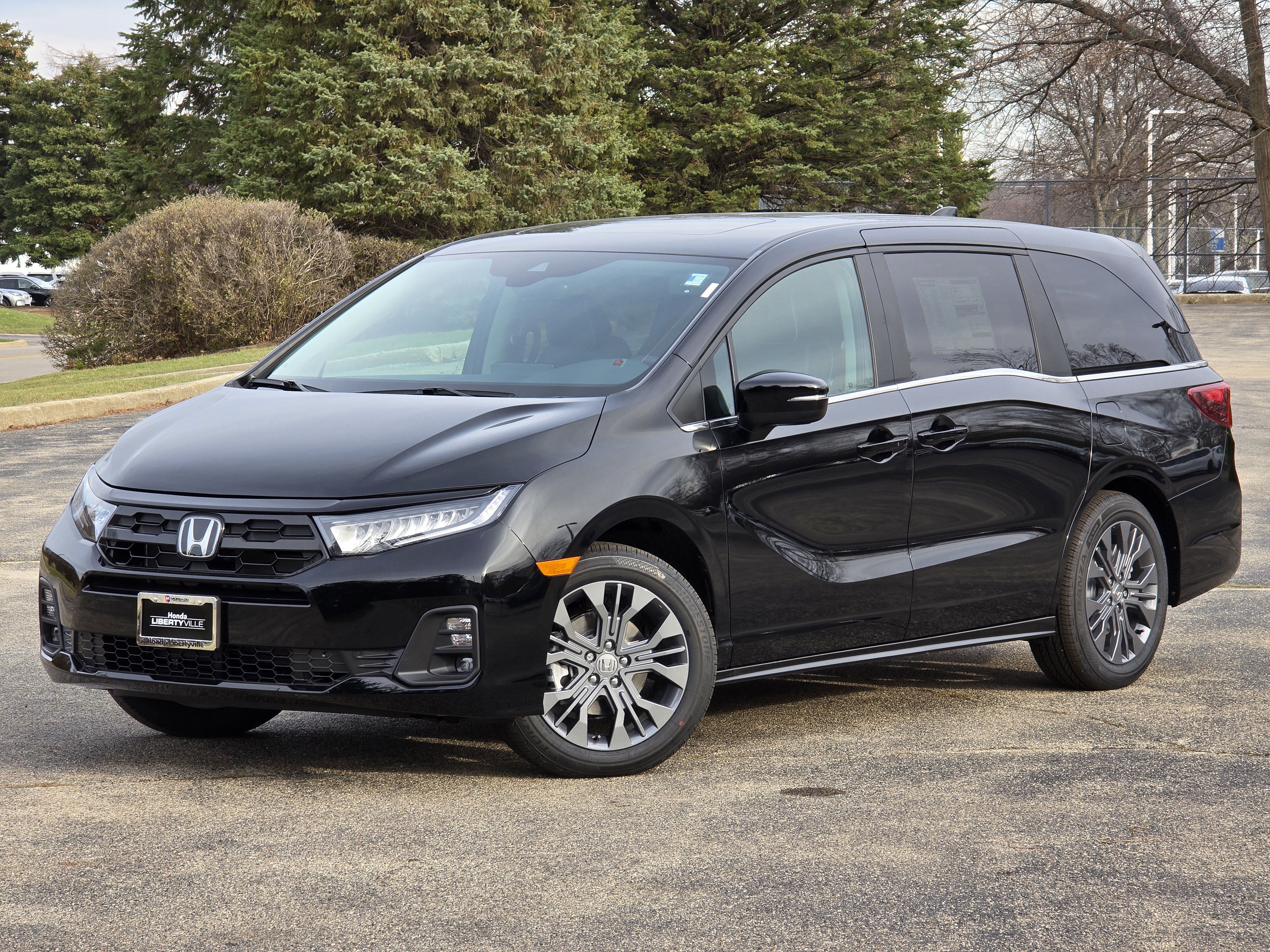 2025 Honda Odyssey Touring 2