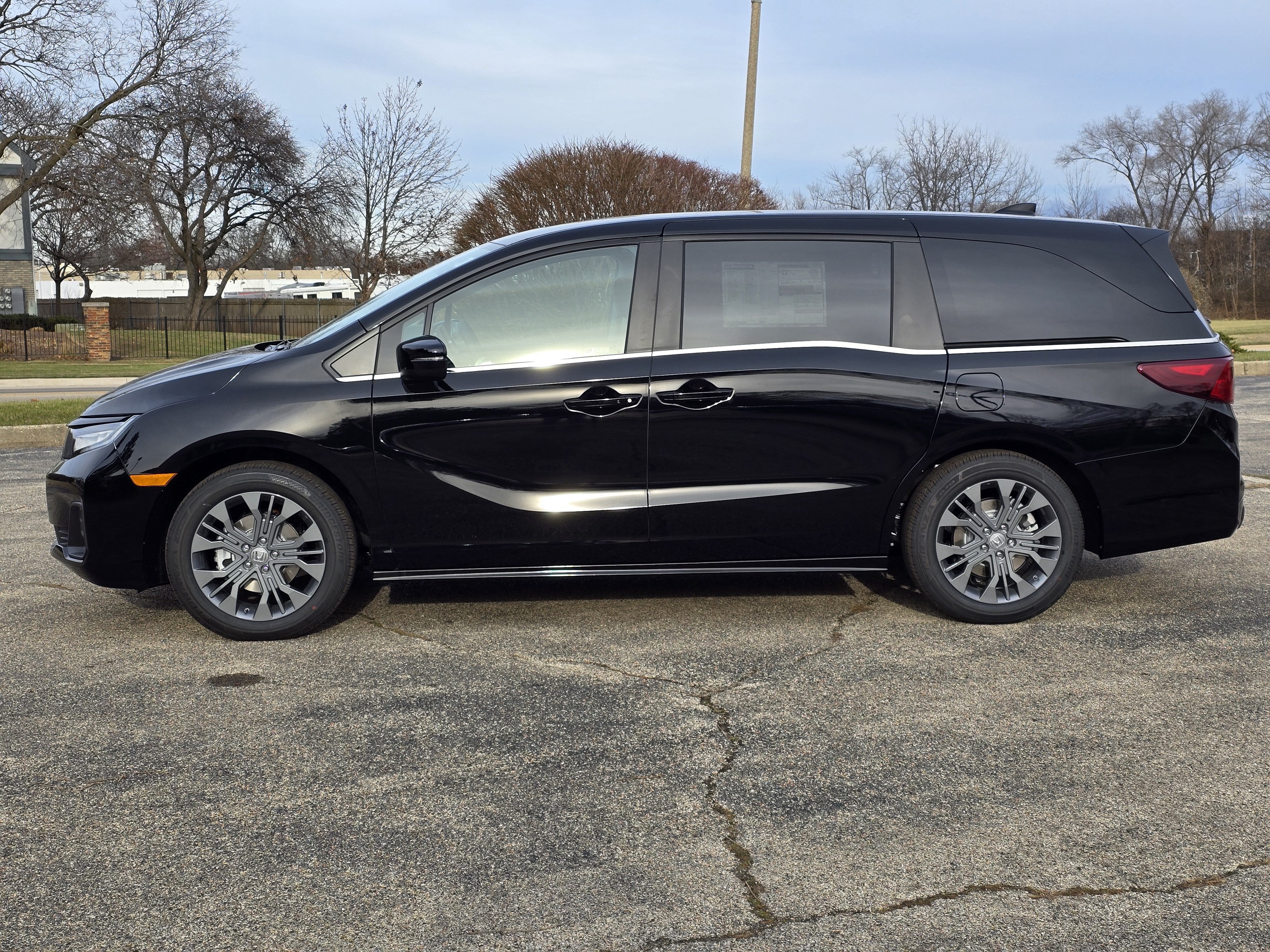 2025 Honda Odyssey Touring 5