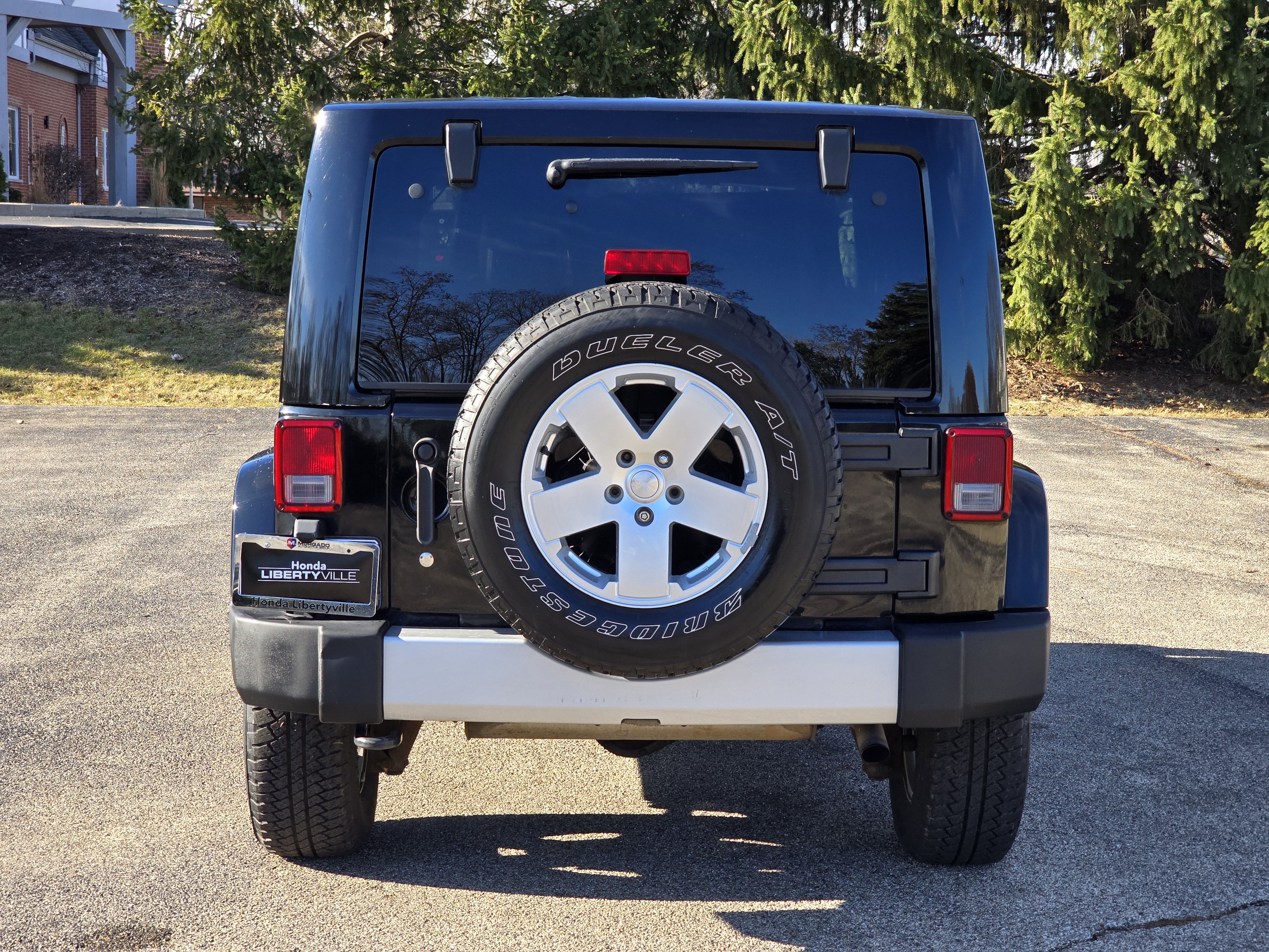 2012 Jeep Wrangler Sahara 10