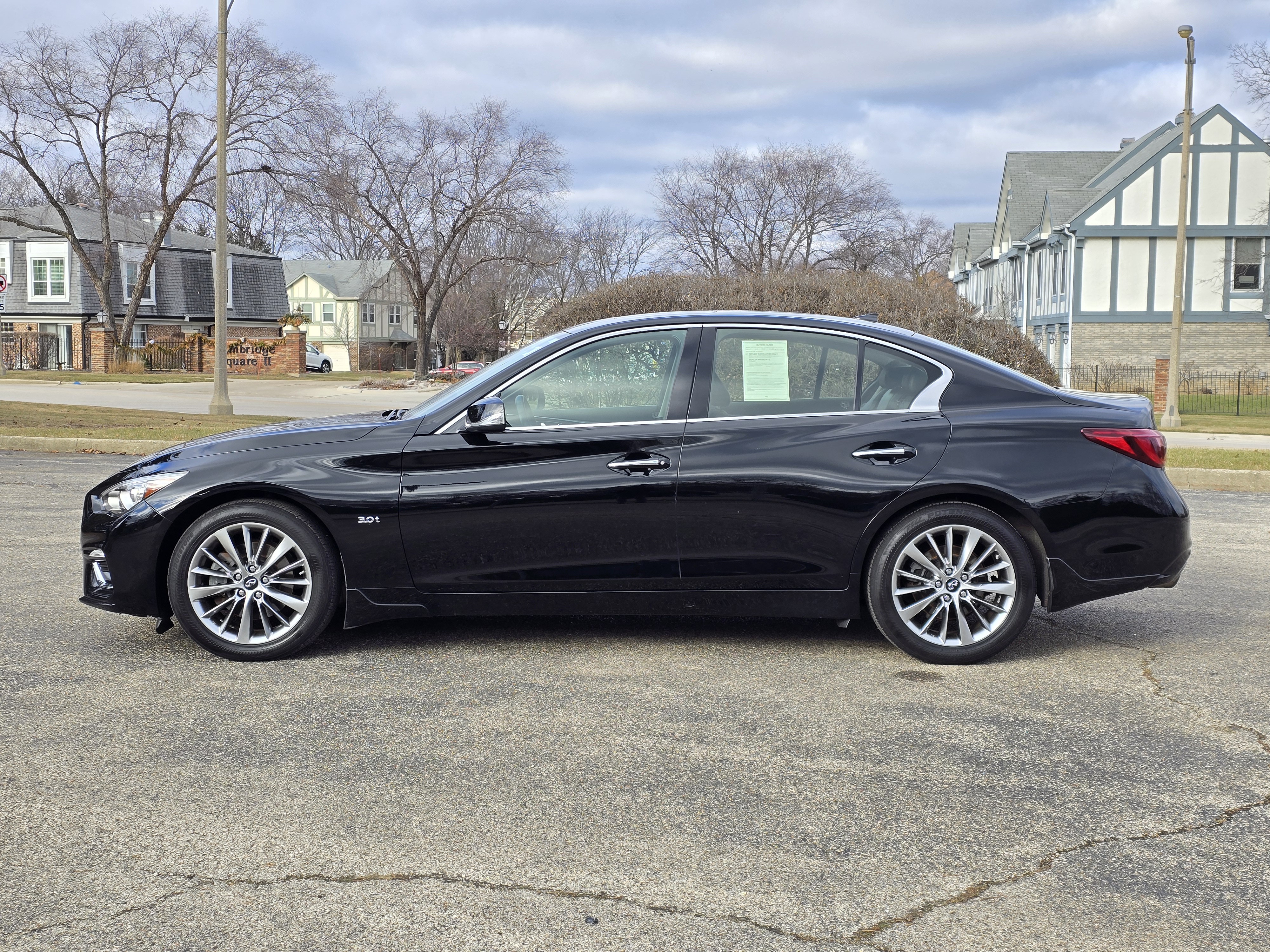 2018 INFINITI Q50 3.0t LUXE 12