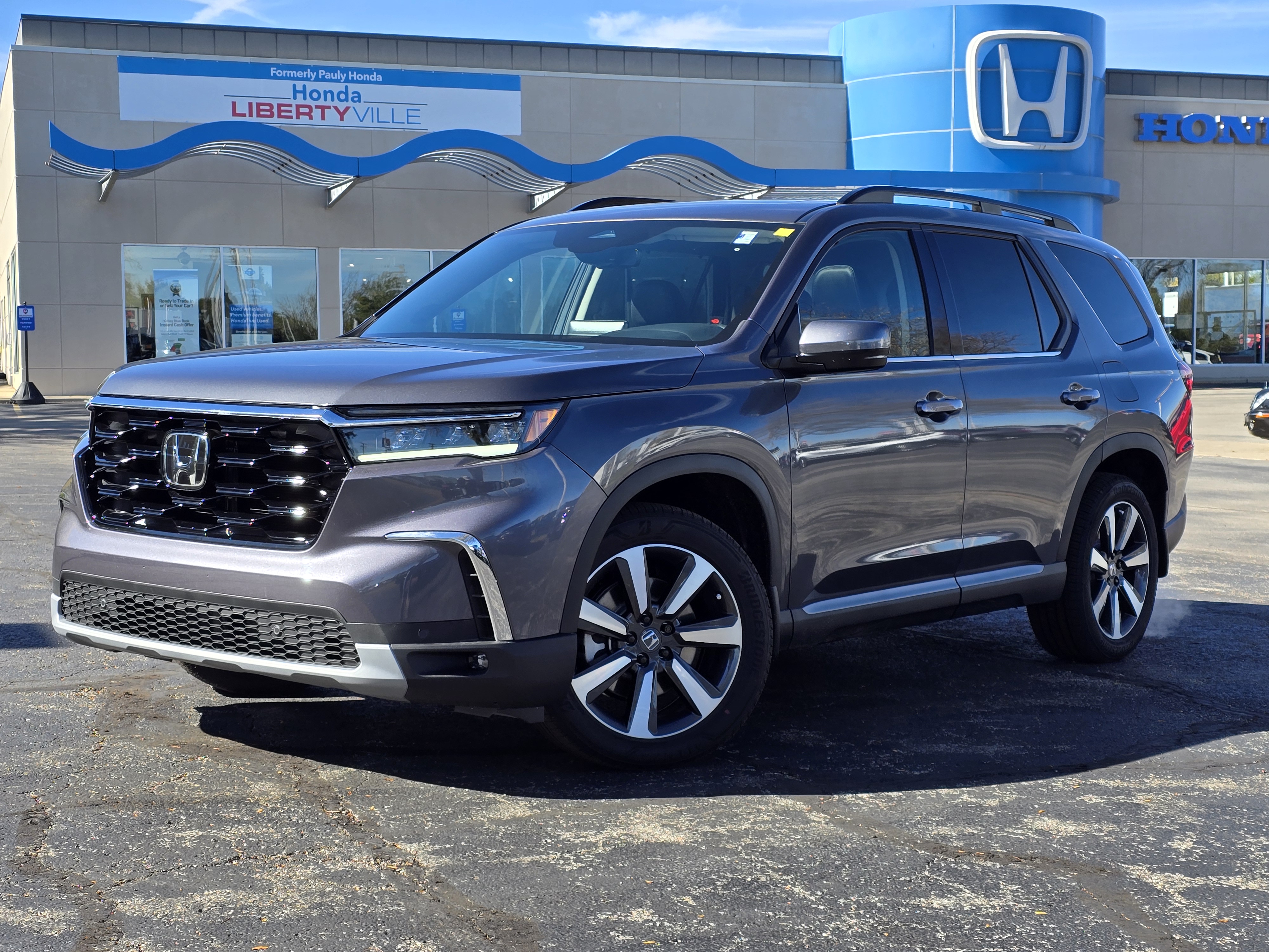 2025 Honda Pilot Touring 10