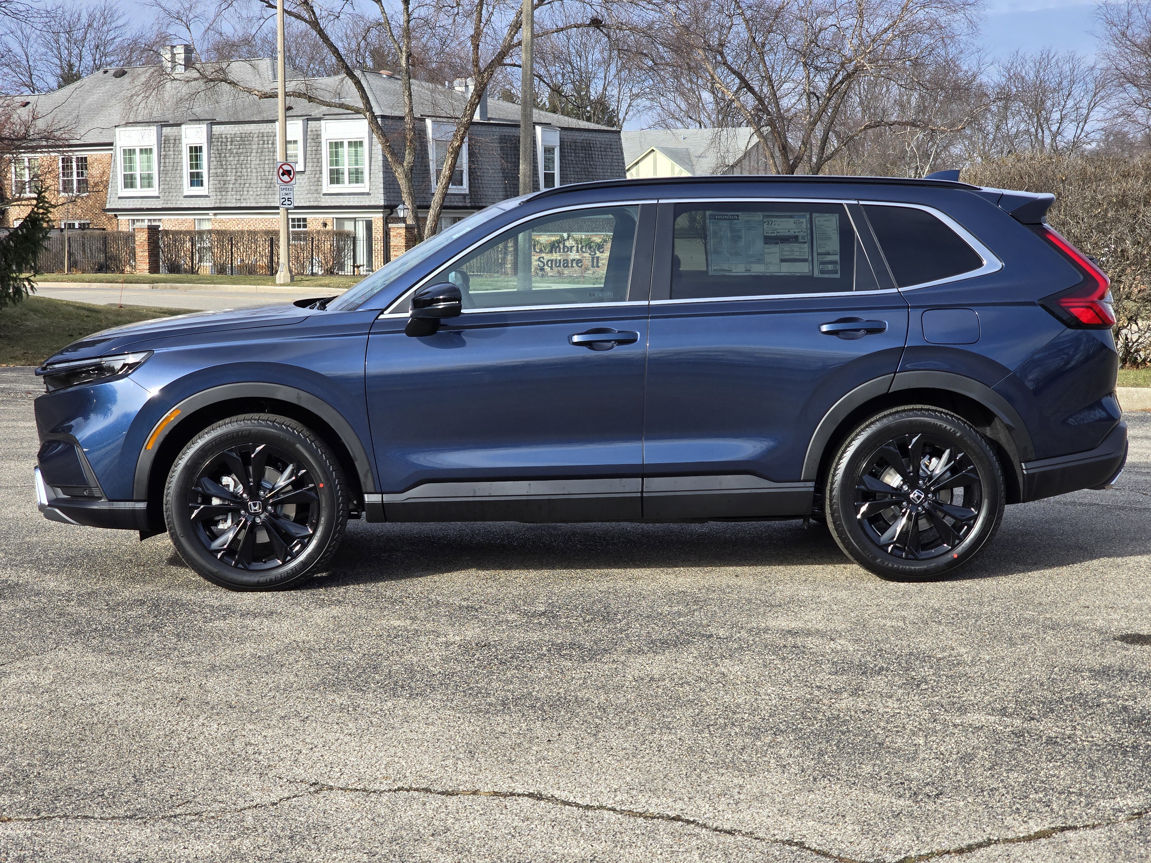 2025 Honda CR-V Hybrid Sport Touring 5