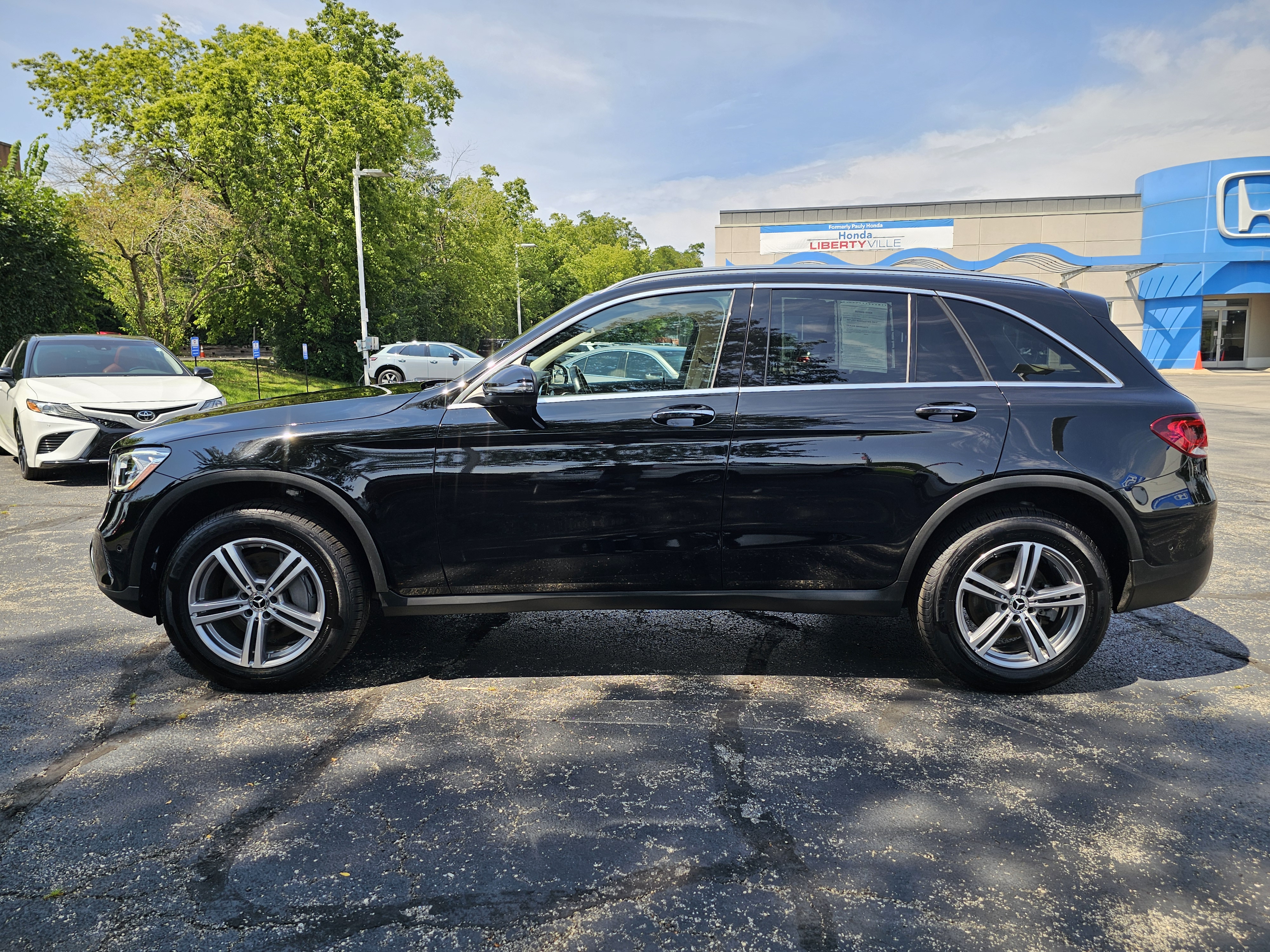 2022 Mercedes-Benz GLC GLC 300 23