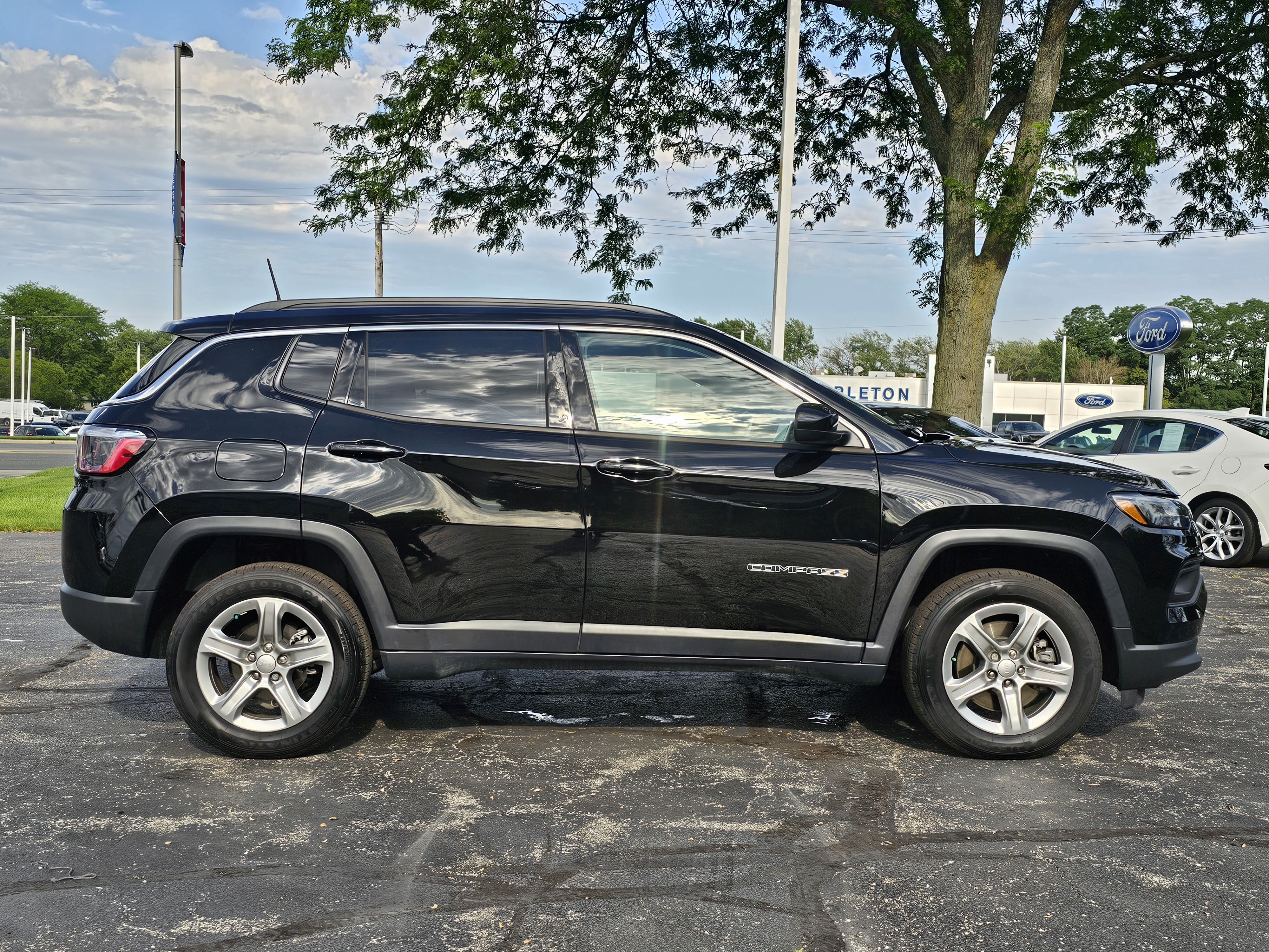 2023 Jeep Compass Latitude 21