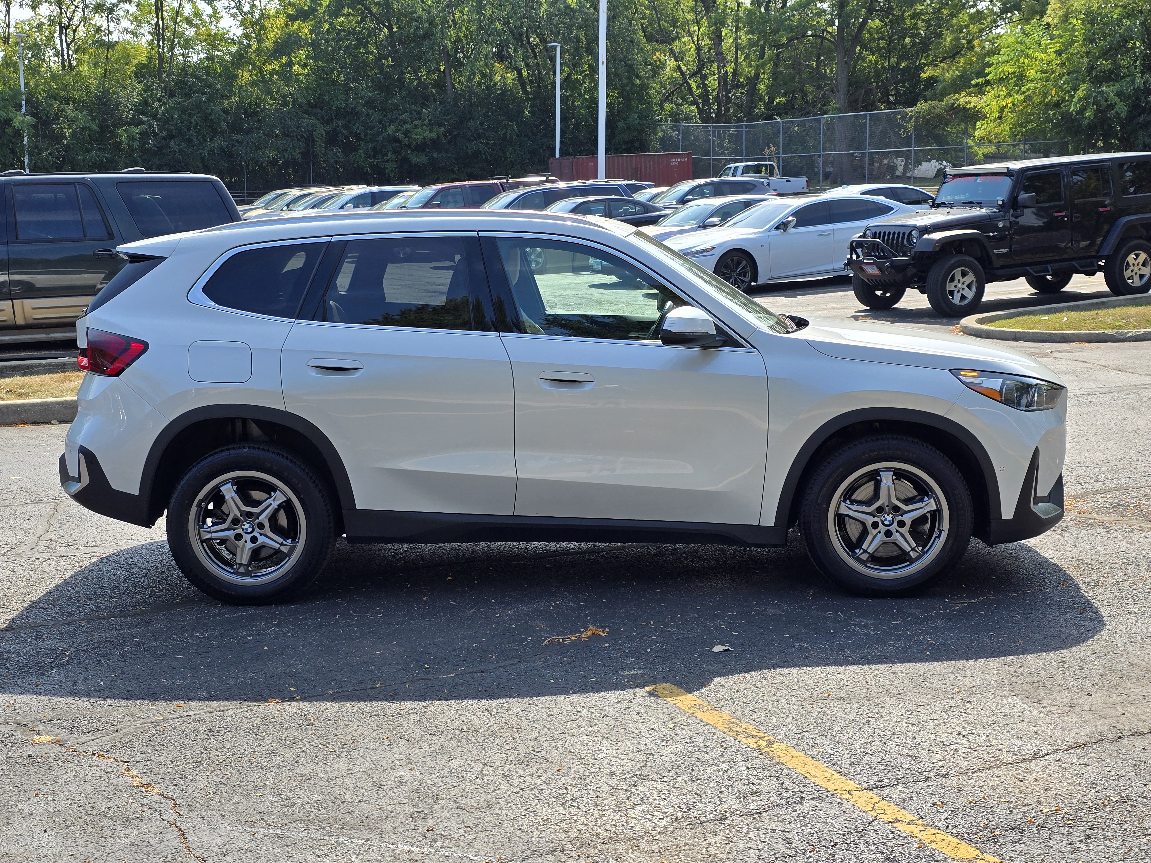 2023 BMW X1 xDrive28i 3