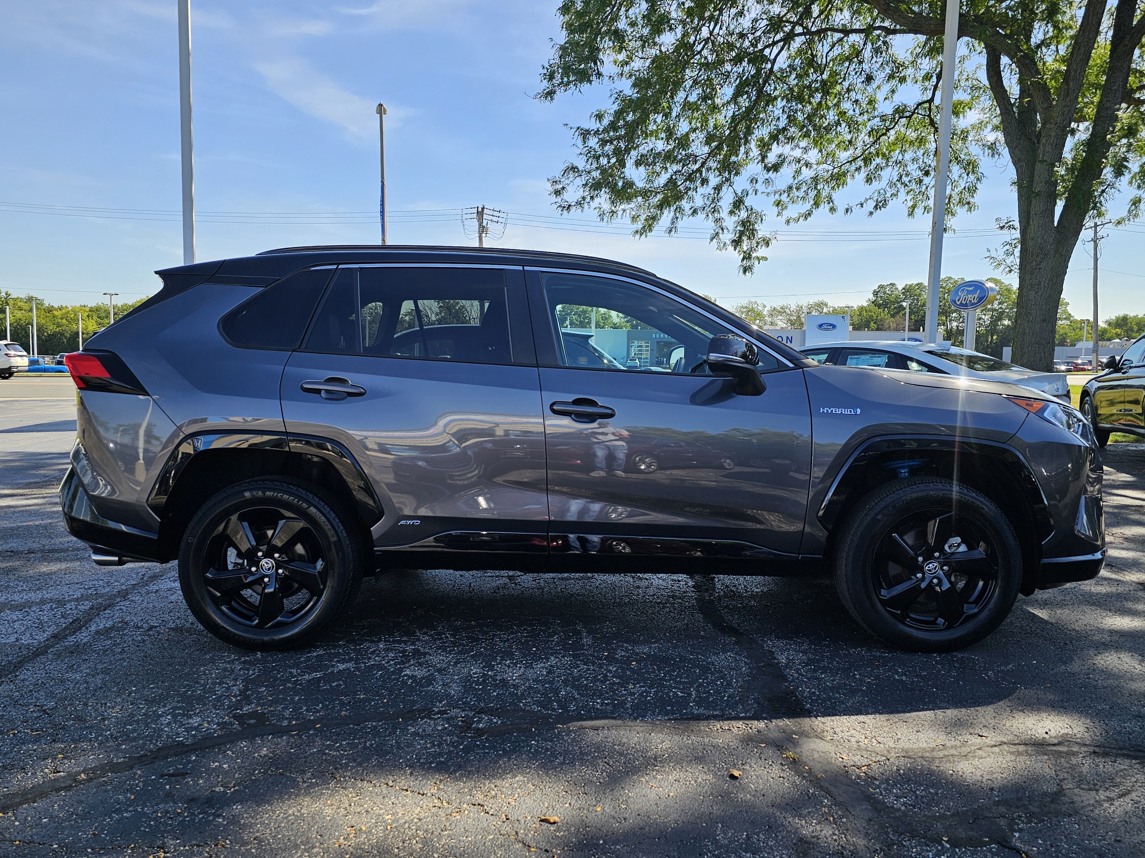 2020 Toyota RAV4 Hybrid XSE 25