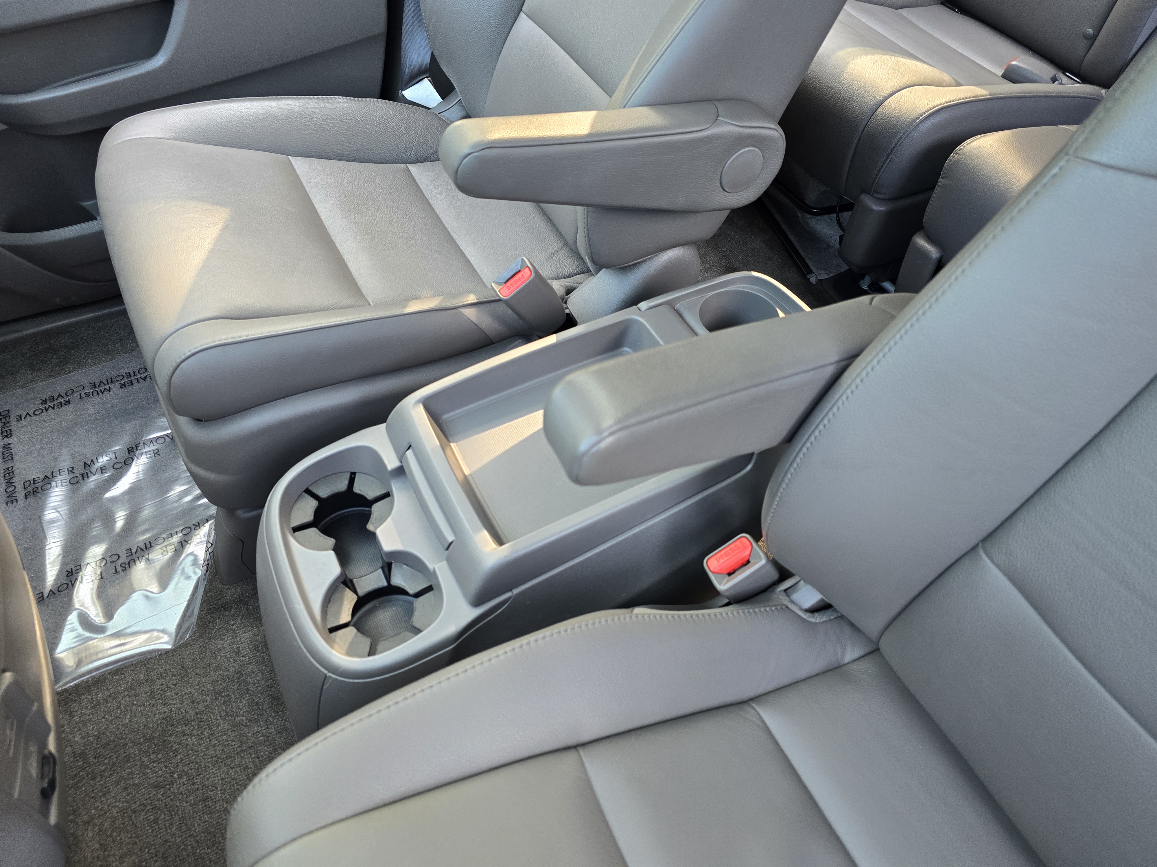 2014 Honda Odyssey EX-L 29