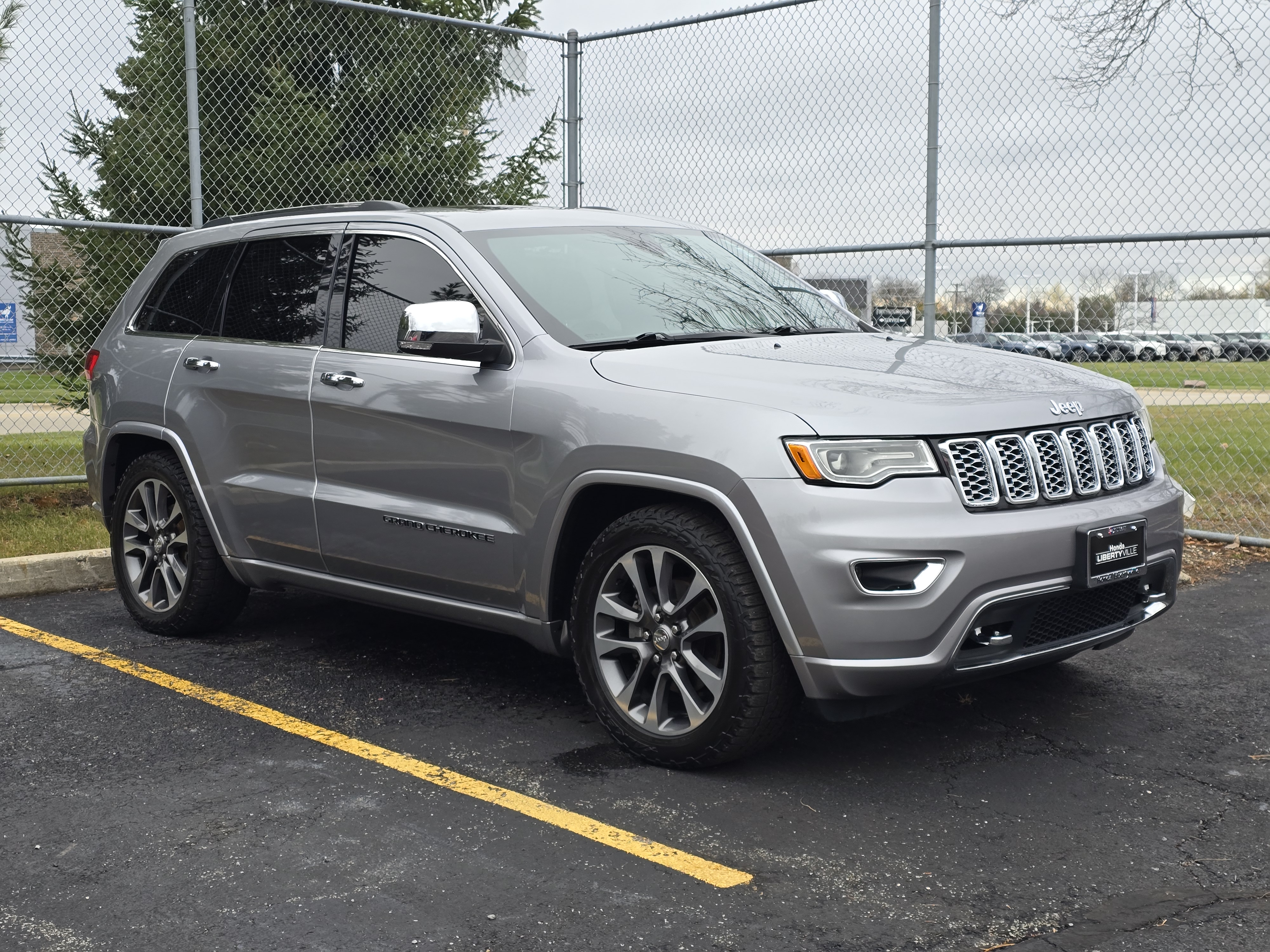 2017 Jeep Grand Cherokee Overland 5