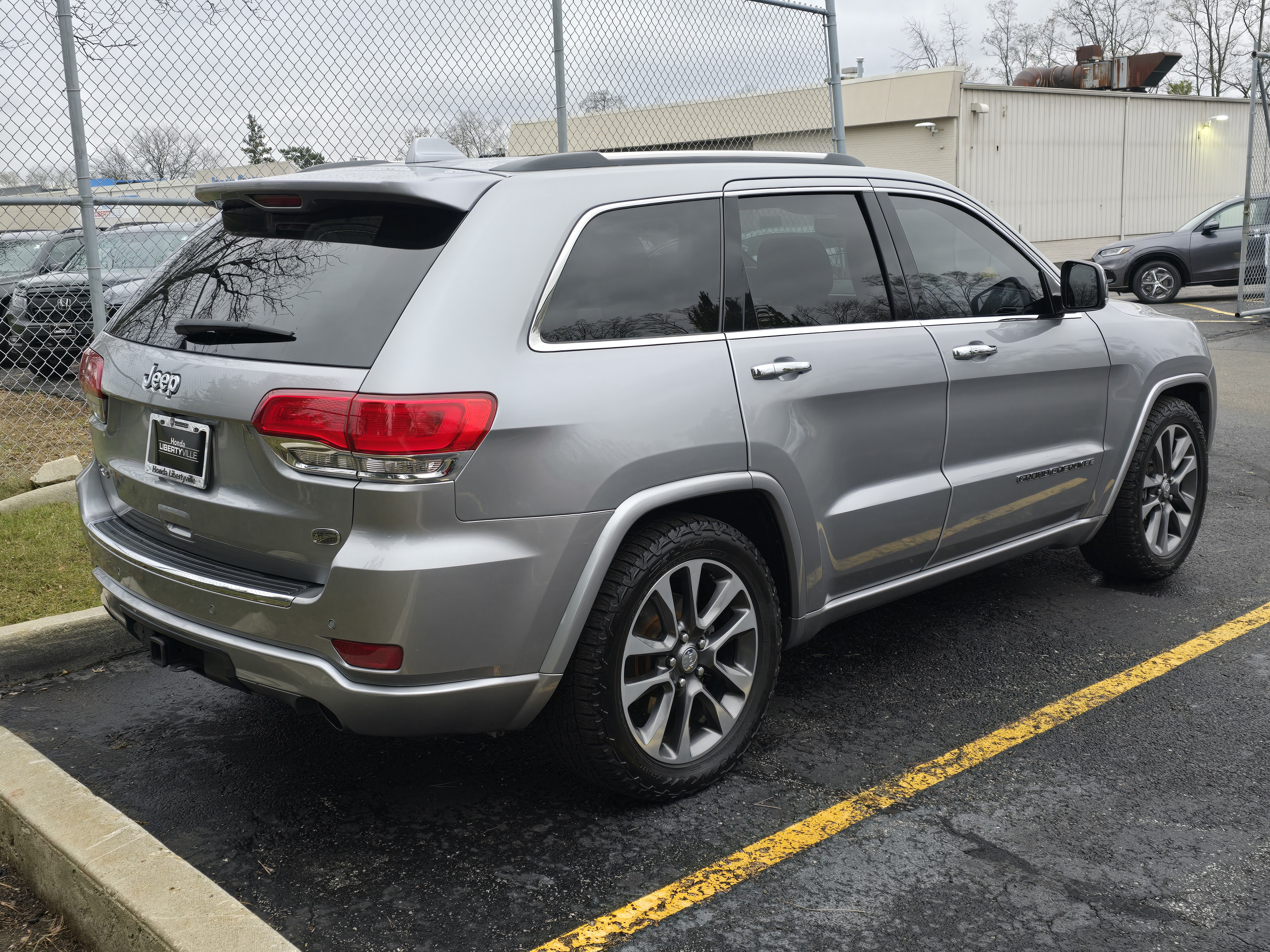 2017 Jeep Grand Cherokee Overland 7