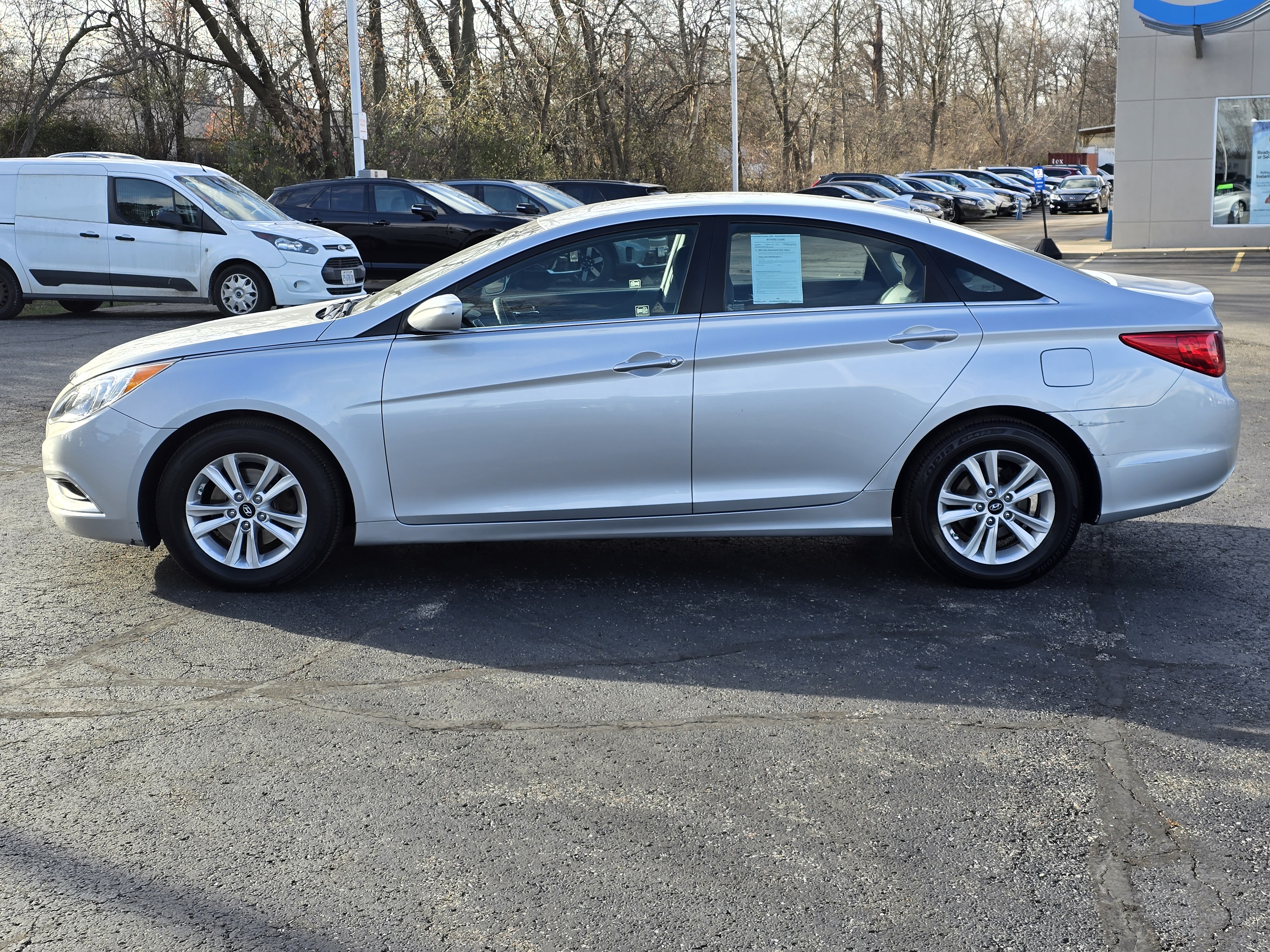 2012 Hyundai Sonata GLS 2