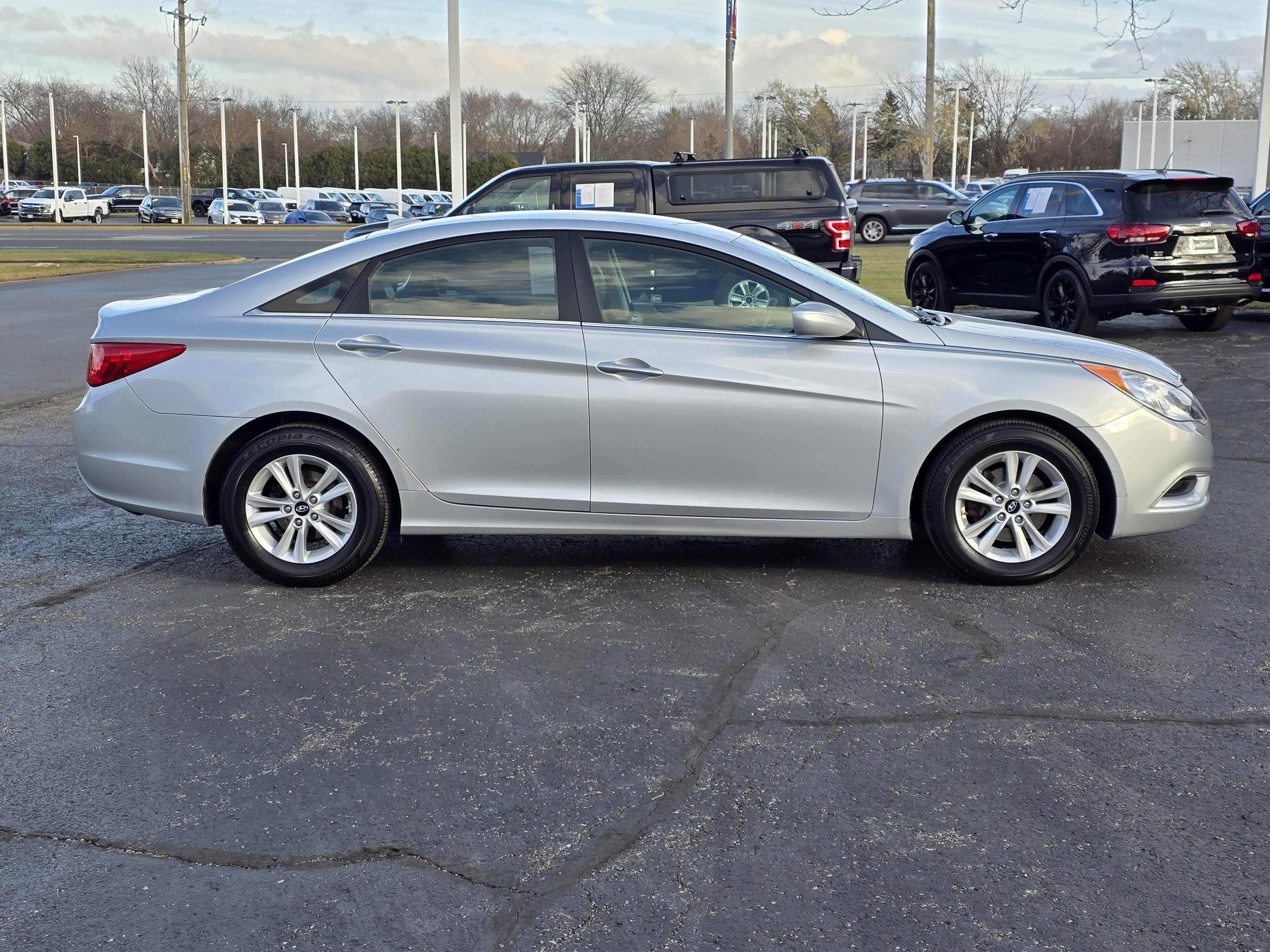 2012 Hyundai Sonata GLS 12