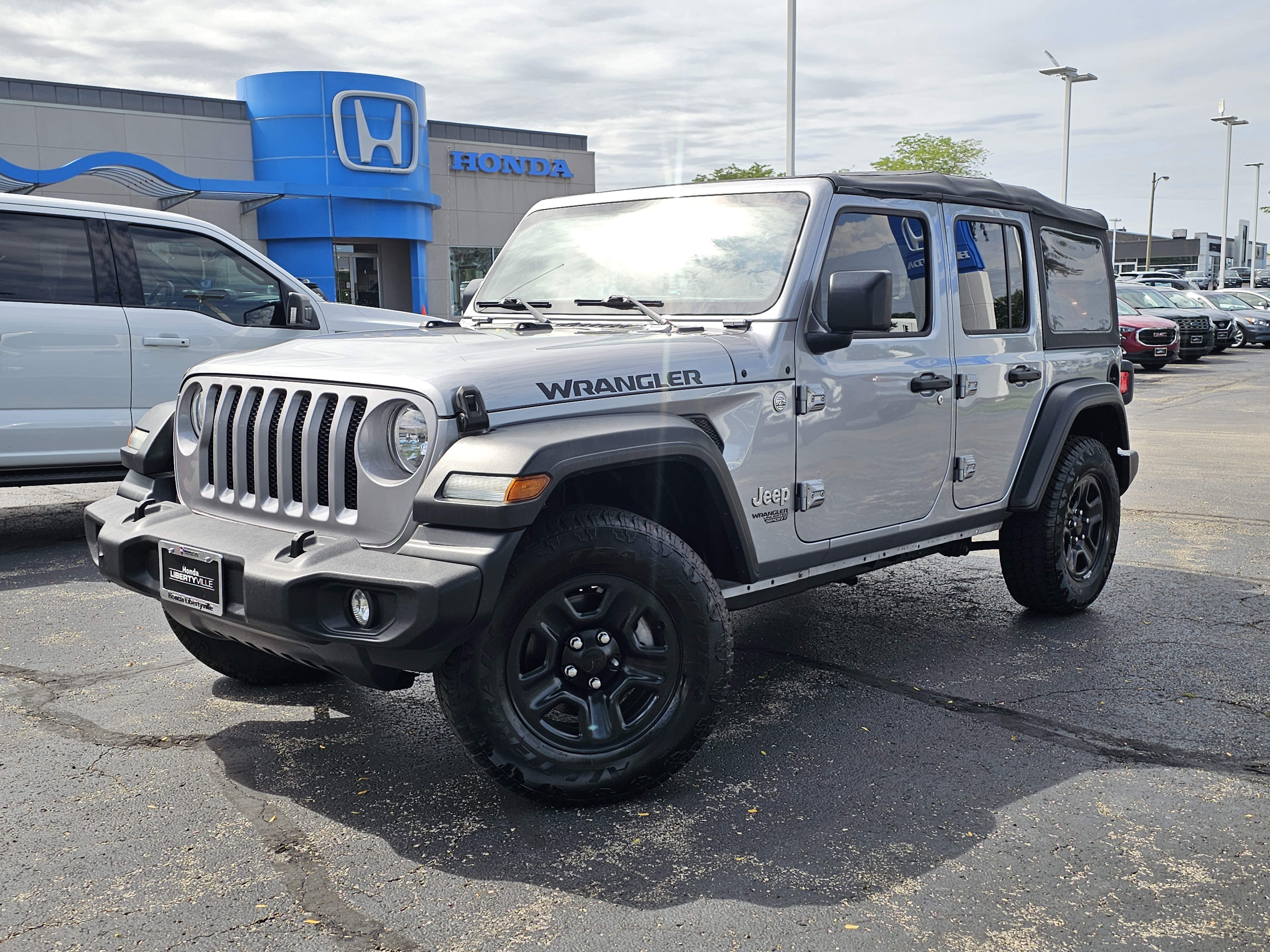 2018 Jeep Wrangler Unlimited Sport 1