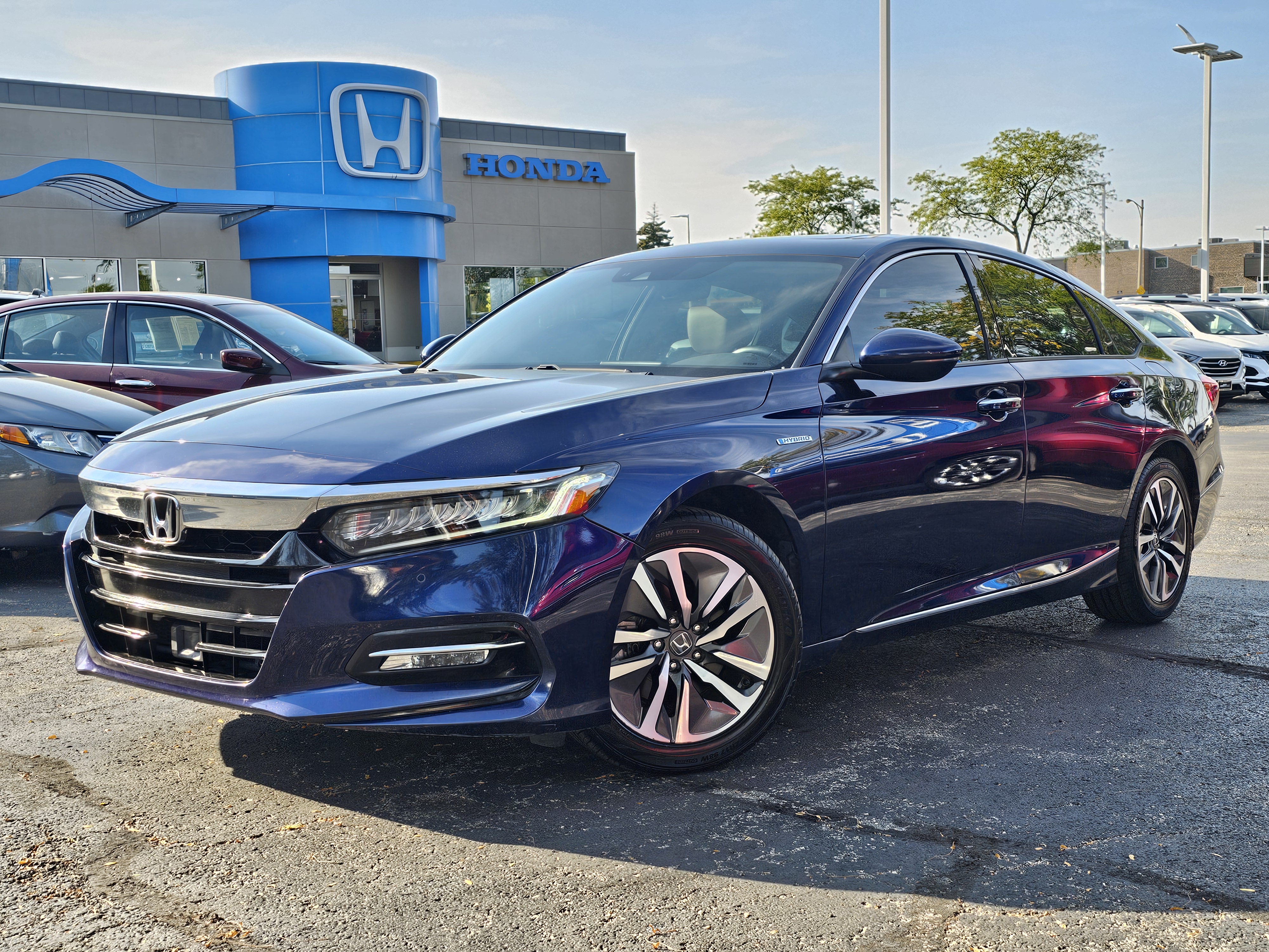 2018 Honda Accord Hybrid Touring 1