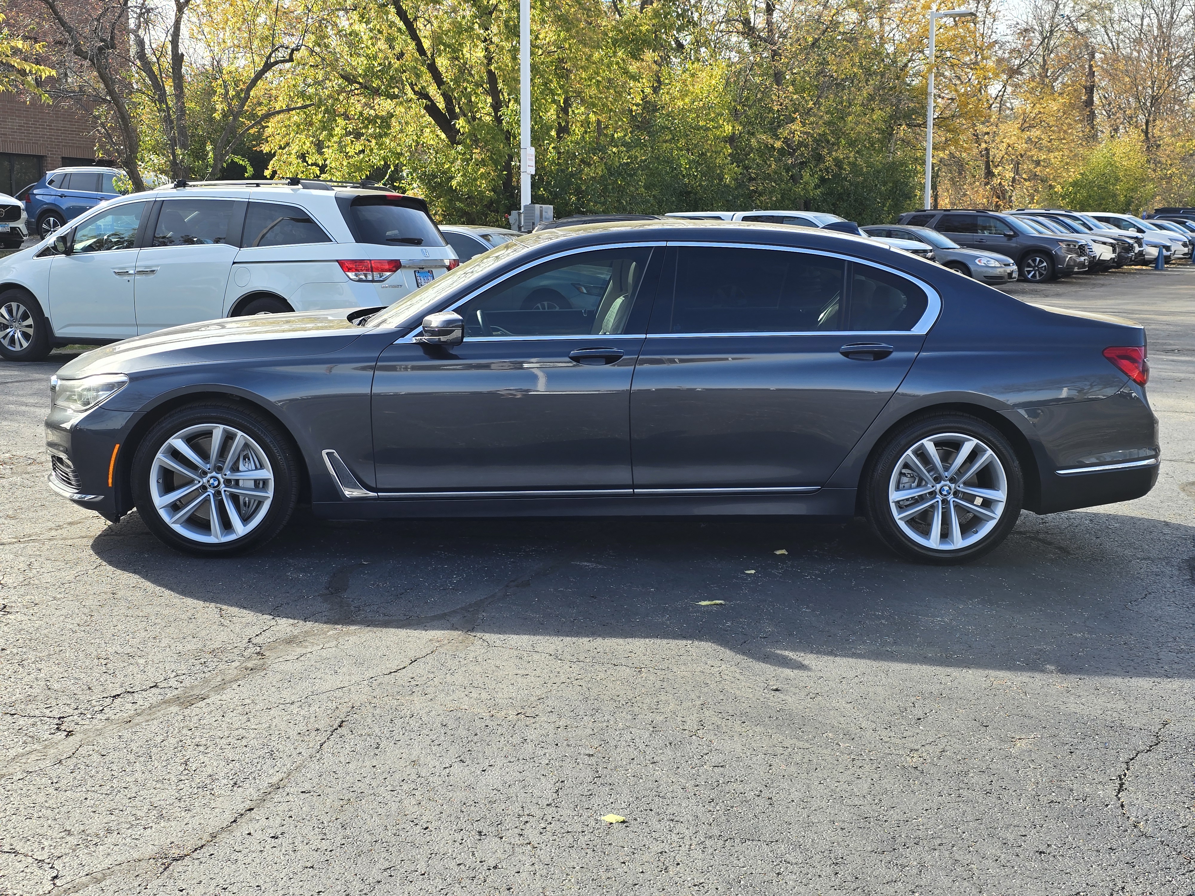 2017 BMW 7 Series 750i xDrive 13