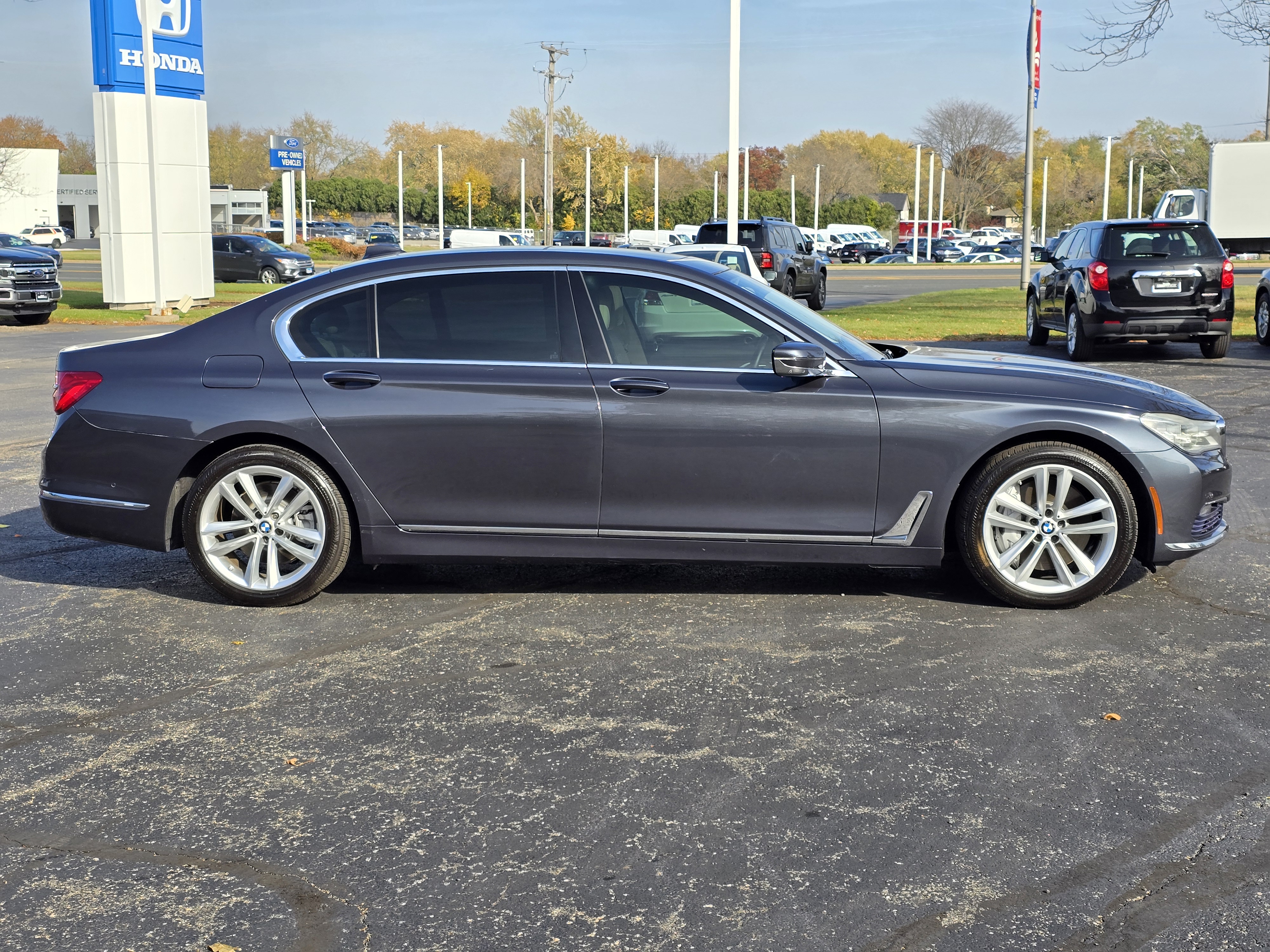 2017 BMW 7 Series 750i xDrive 21