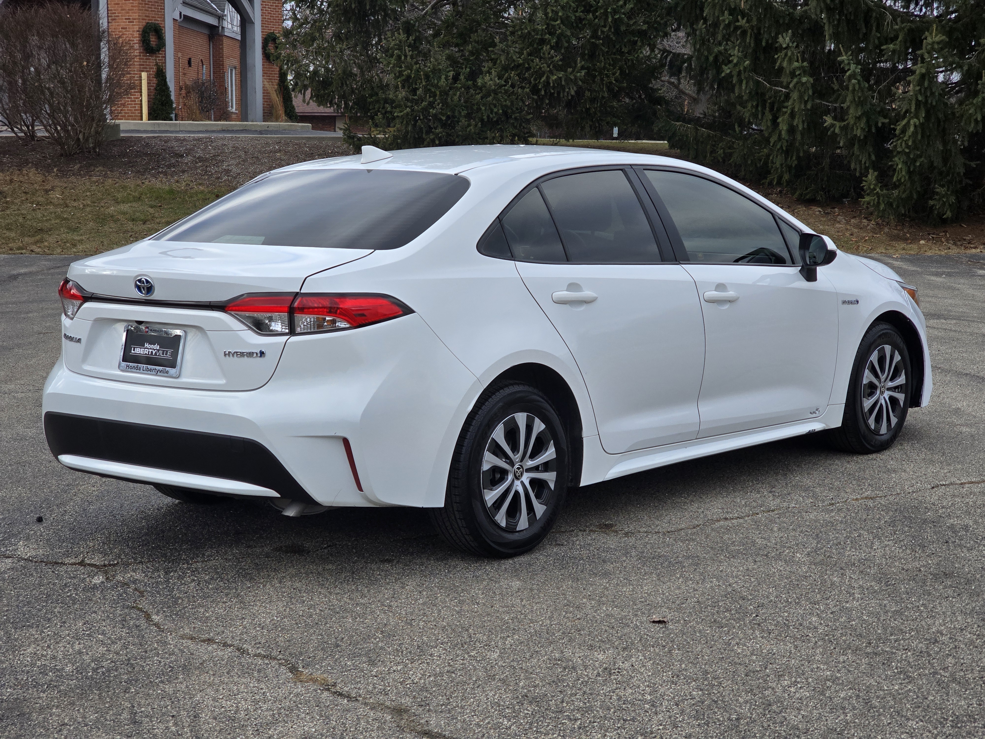 2021 Toyota Corolla Hybrid LE 17