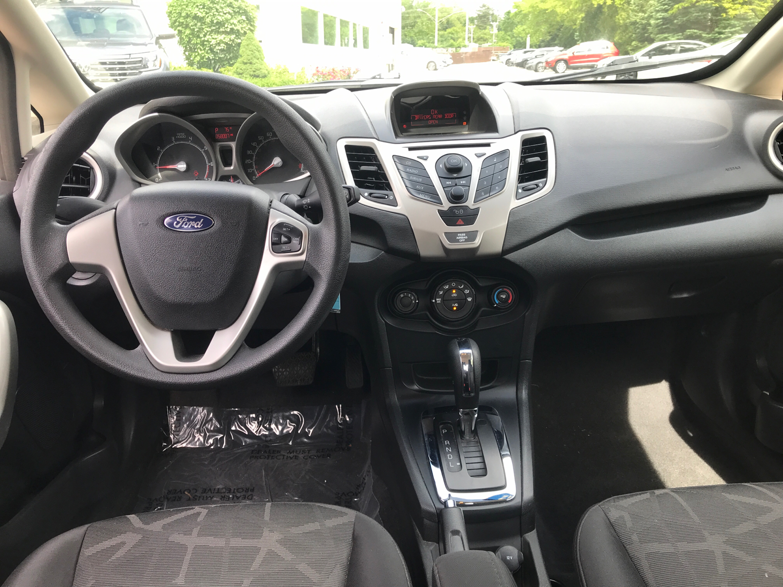 2012 Ford Fiesta SE 6