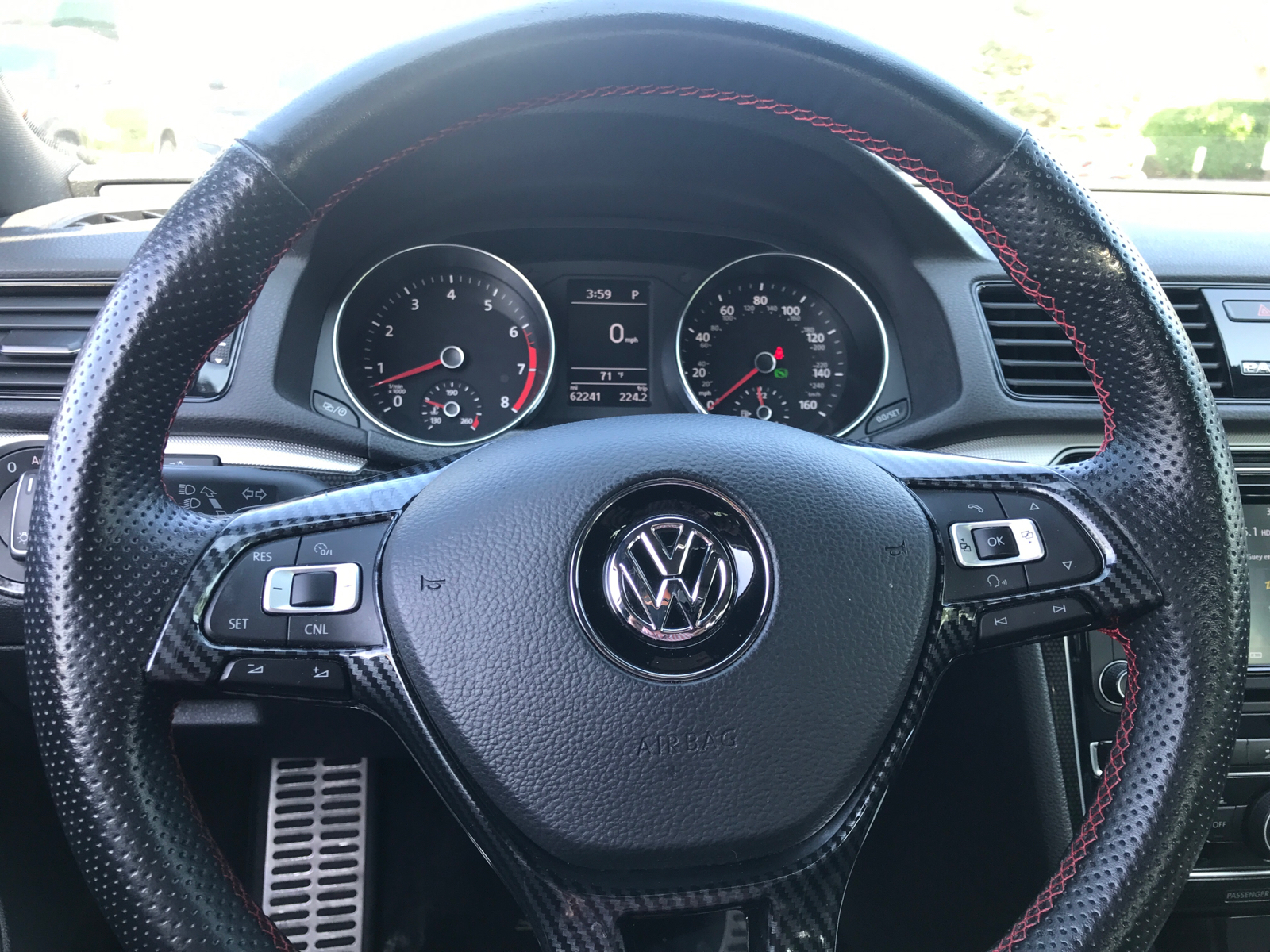 2018 Volkswagen Passat V6 GT 11