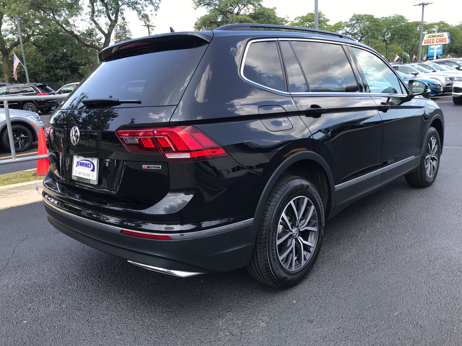 2020 Volkswagen Tiguan SE 3