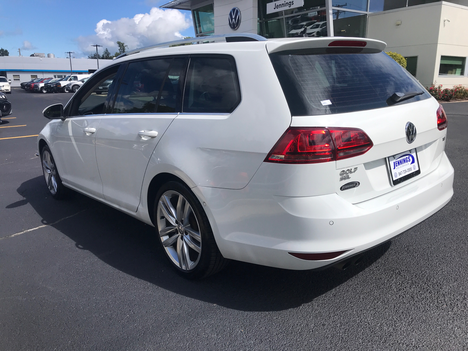 2016 Volkswagen Golf SportWagen  4