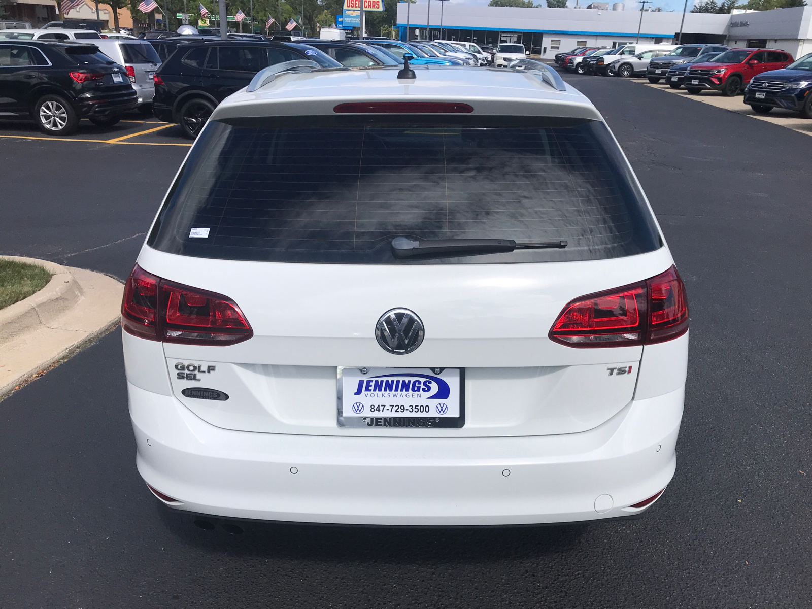 2016 Volkswagen Golf SportWagen  24