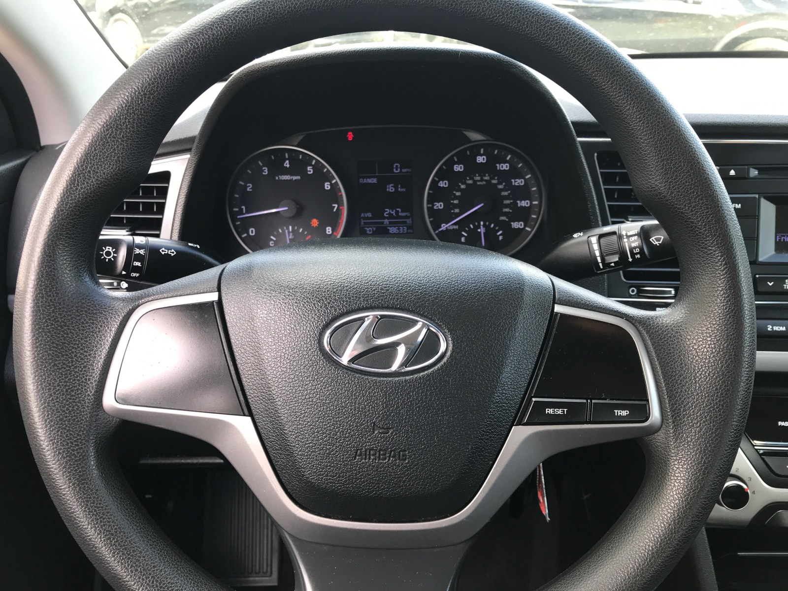 2018 Hyundai Elantra SE 8