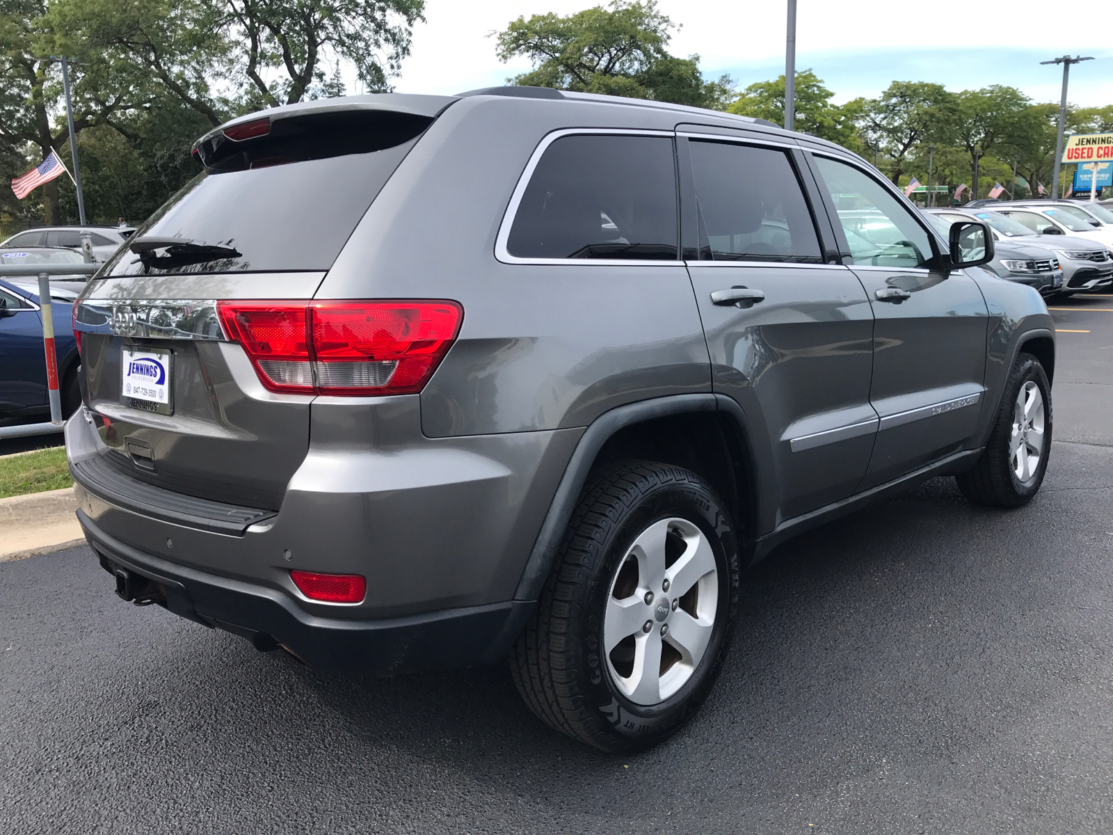 2011 Jeep Grand Cherokee Laredo 3