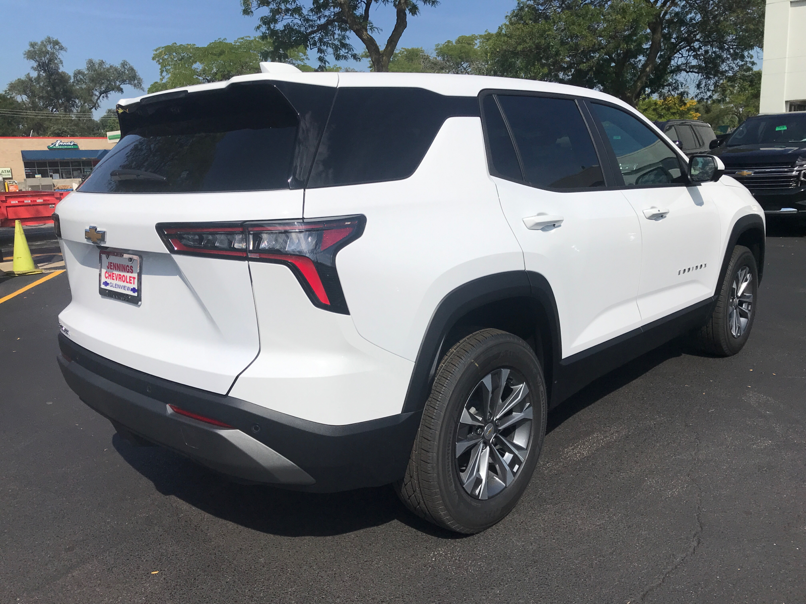 2025 Chevrolet Equinox FWD LT 3