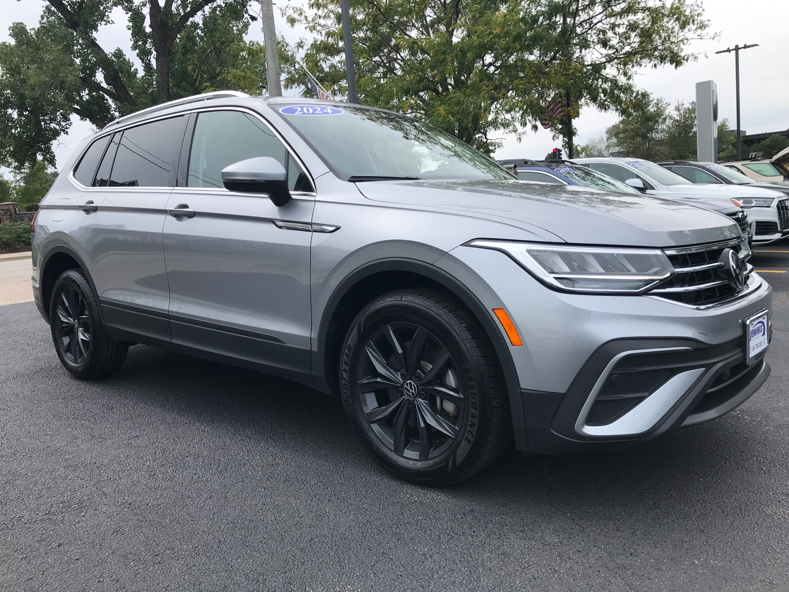 2024 Volkswagen Tiguan SE 1