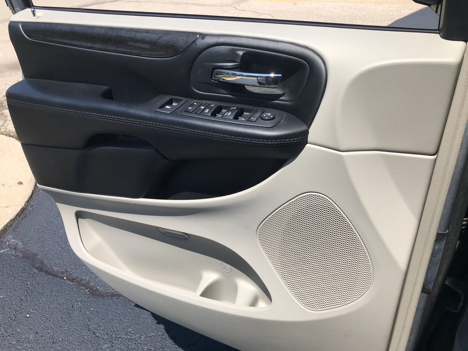 2019 Dodge Grand Caravan SE 14