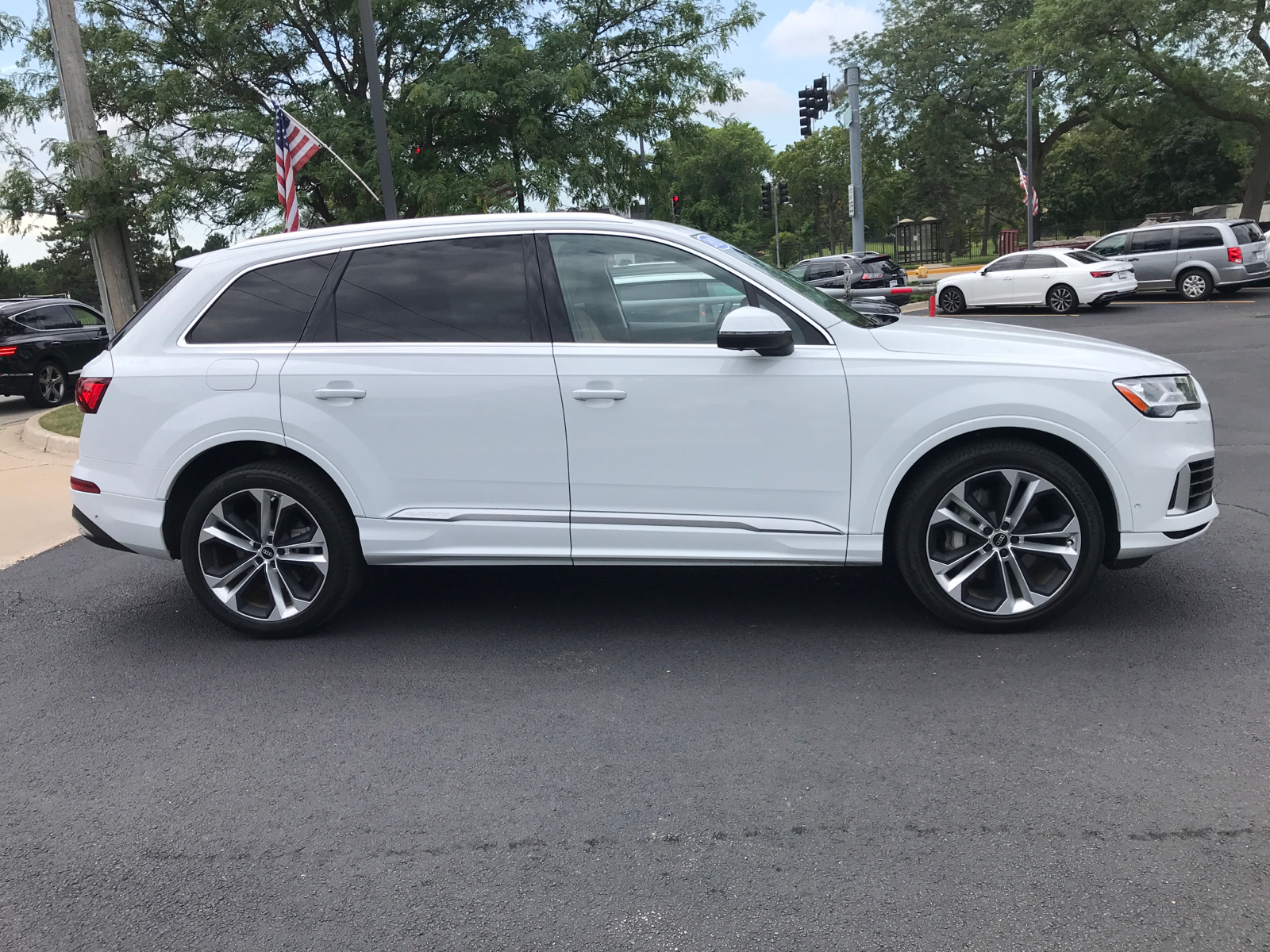 2021 Audi Q7 Premium Plus 2