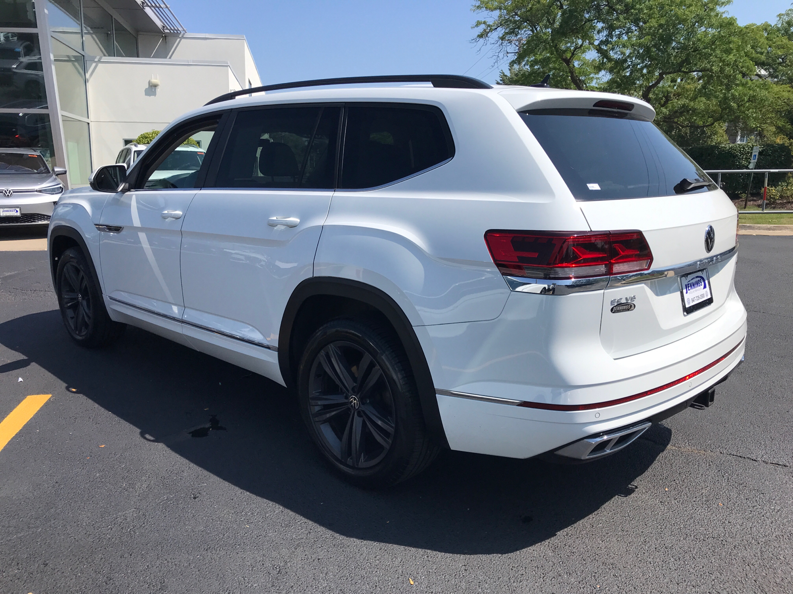 2021 Volkswagen Atlas 3.6L V6 SE w/Technology R-Line 4