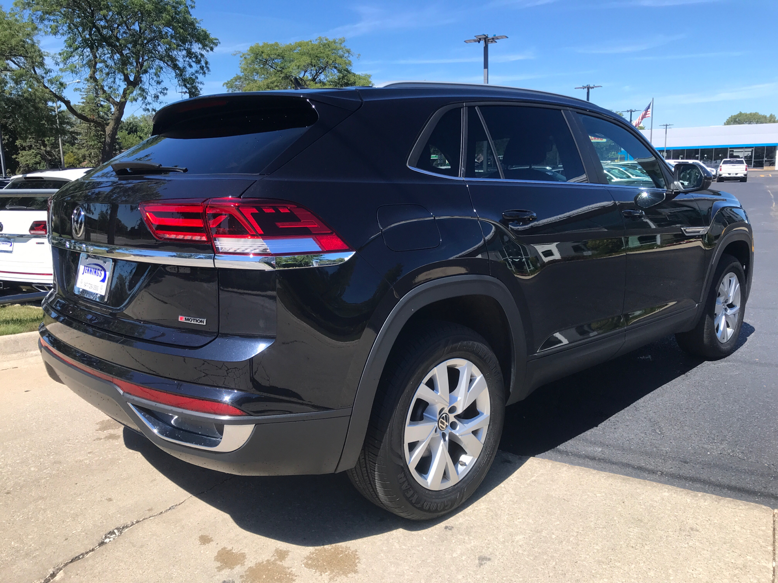 2020 Volkswagen Atlas Cross Sport 2.0T S 3