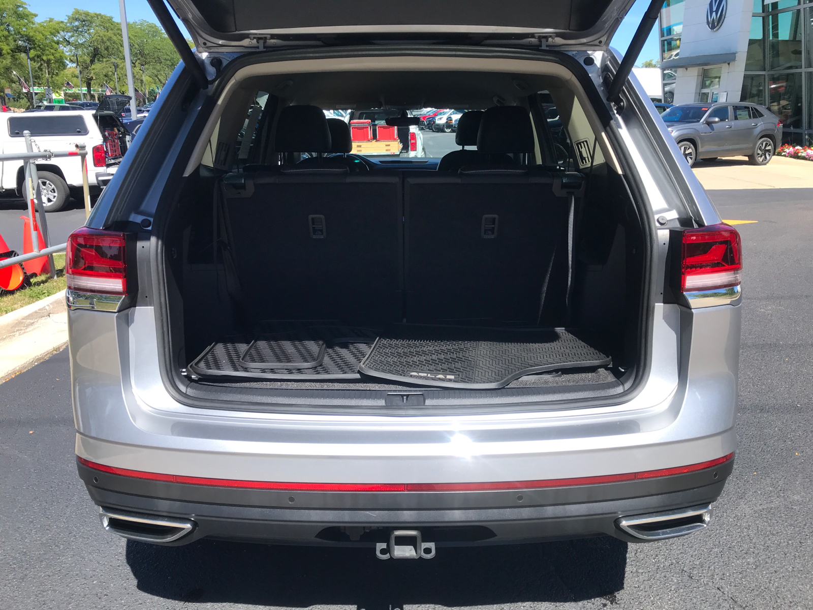 2021 Volkswagen Atlas 3.6L V6 SE w/Technology 23