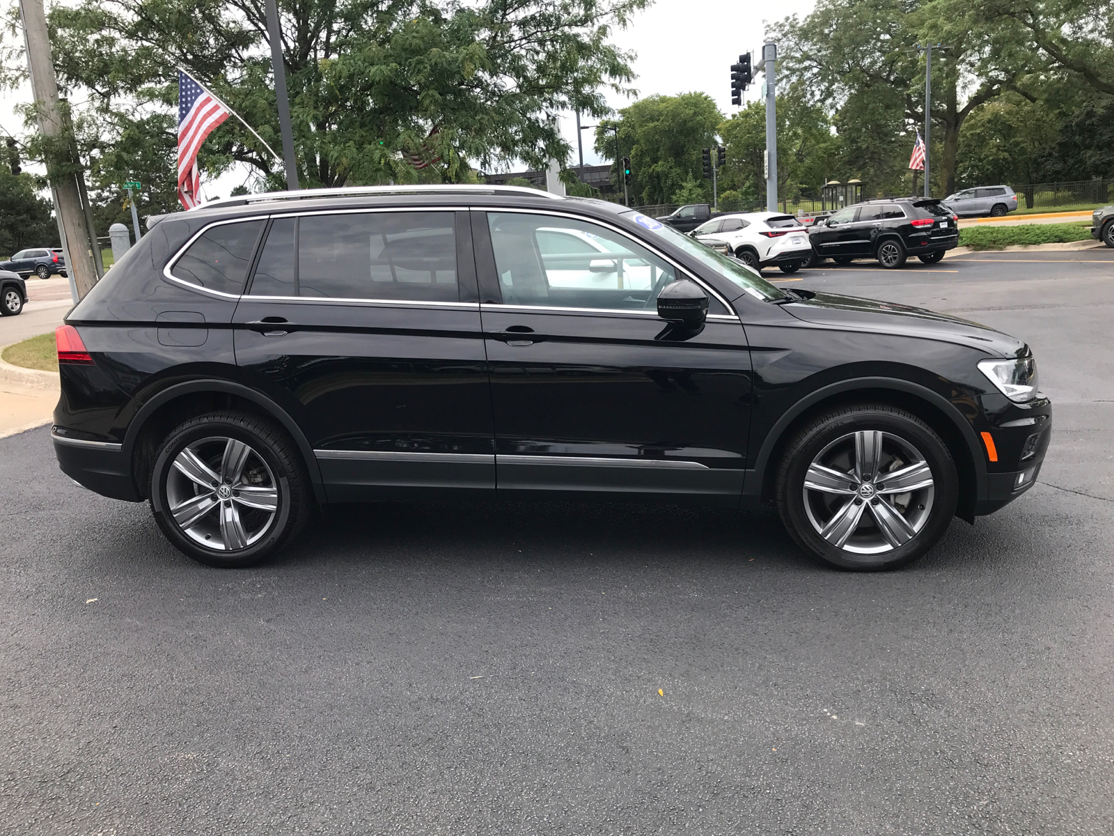 2021 Volkswagen Tiguan  2