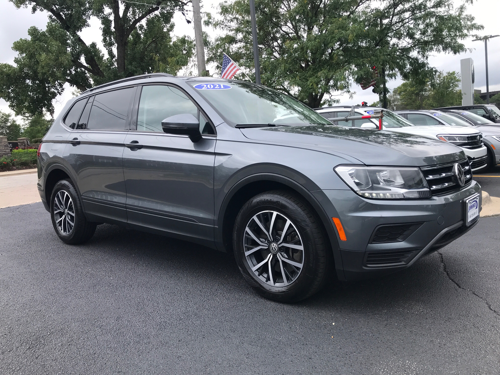 2021 Volkswagen Tiguan S 1