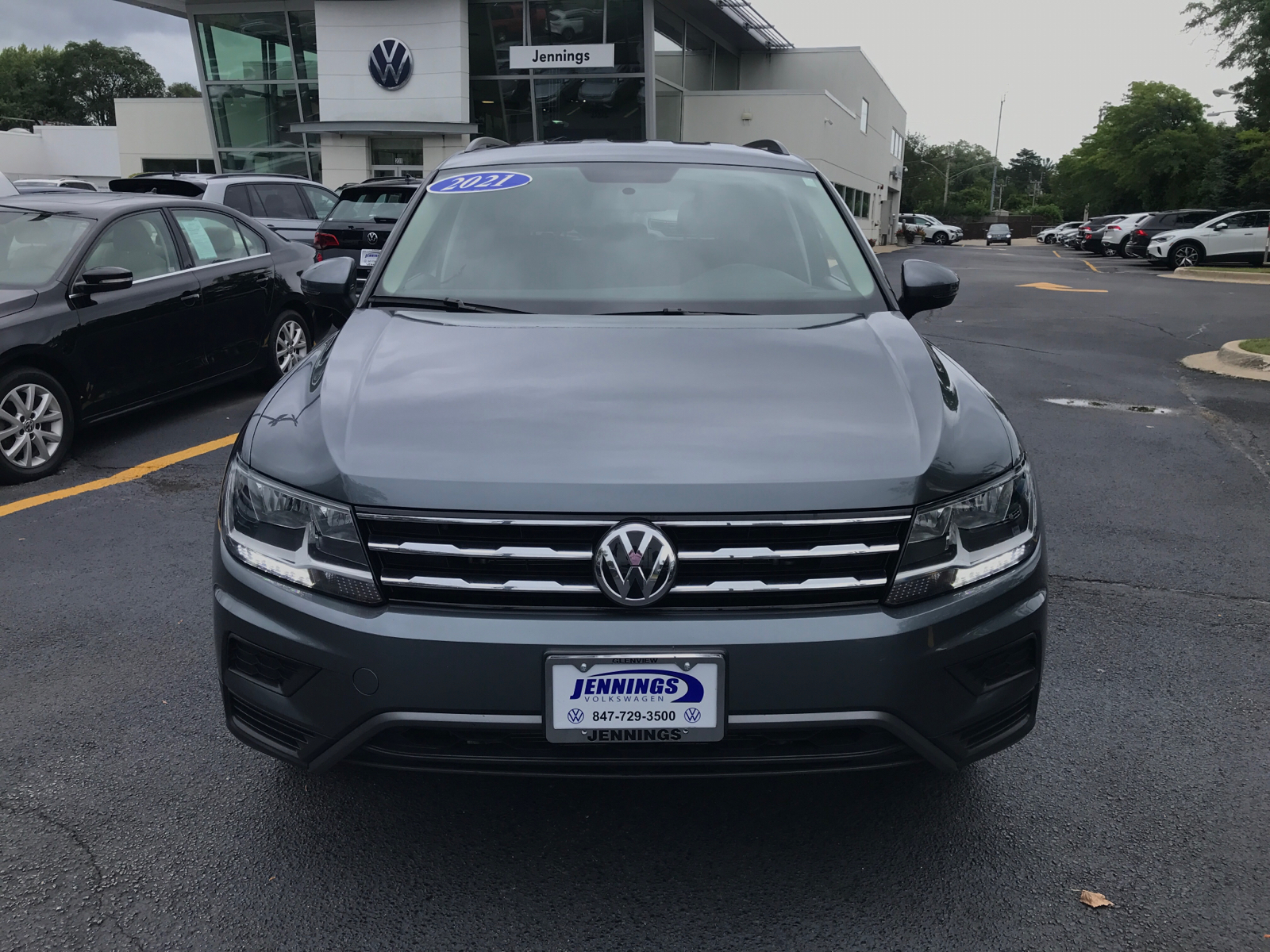 2021 Volkswagen Tiguan S 23