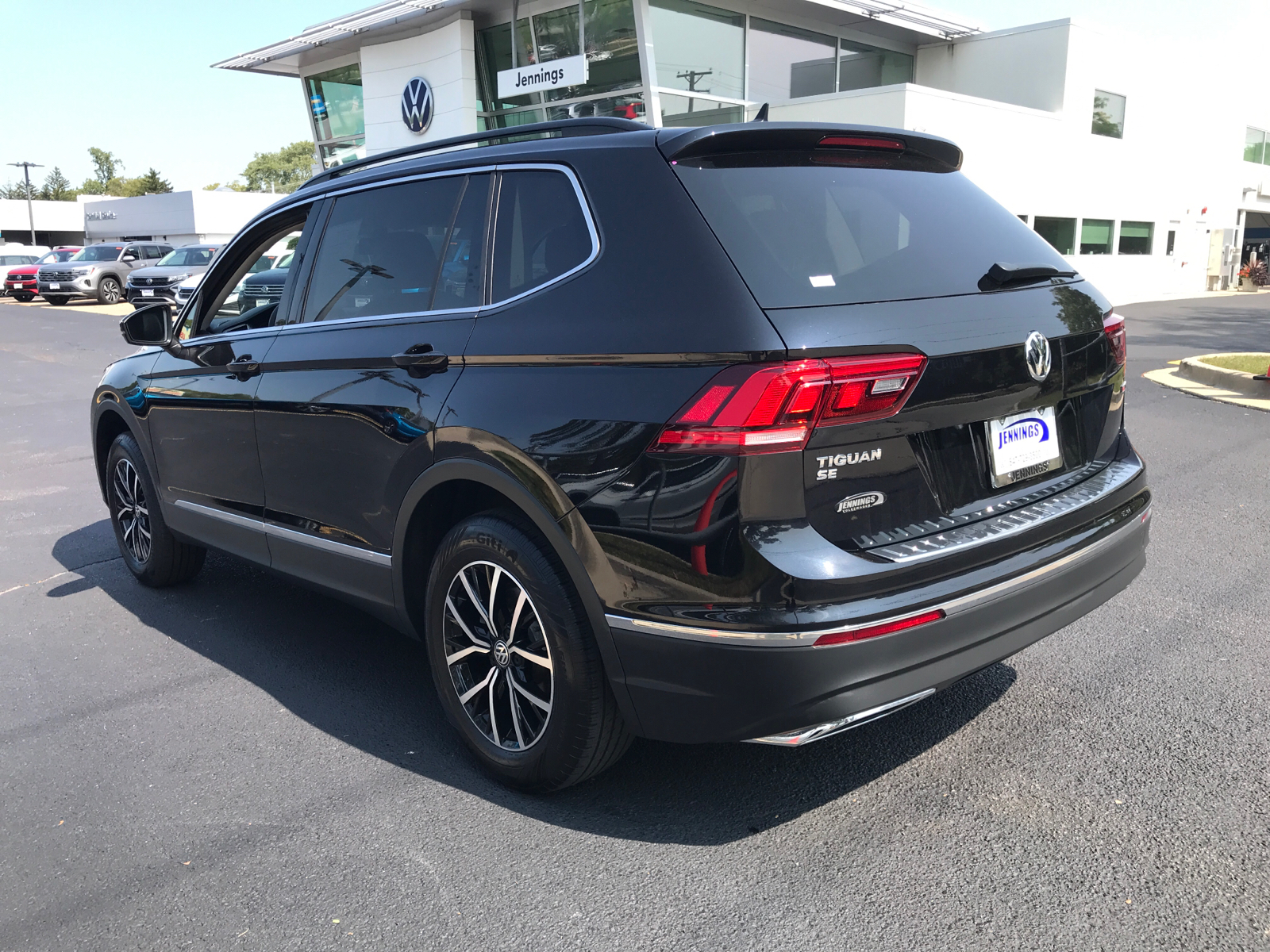 2021 Volkswagen Tiguan SE 4