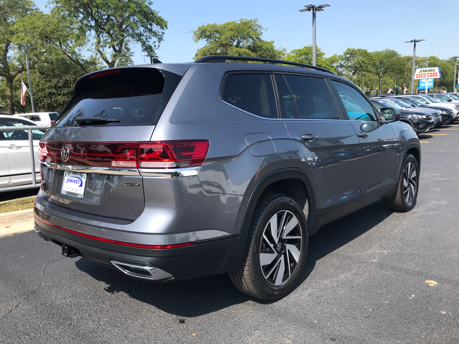 2024 Volkswagen Atlas 2.0T SE w/Technology 3