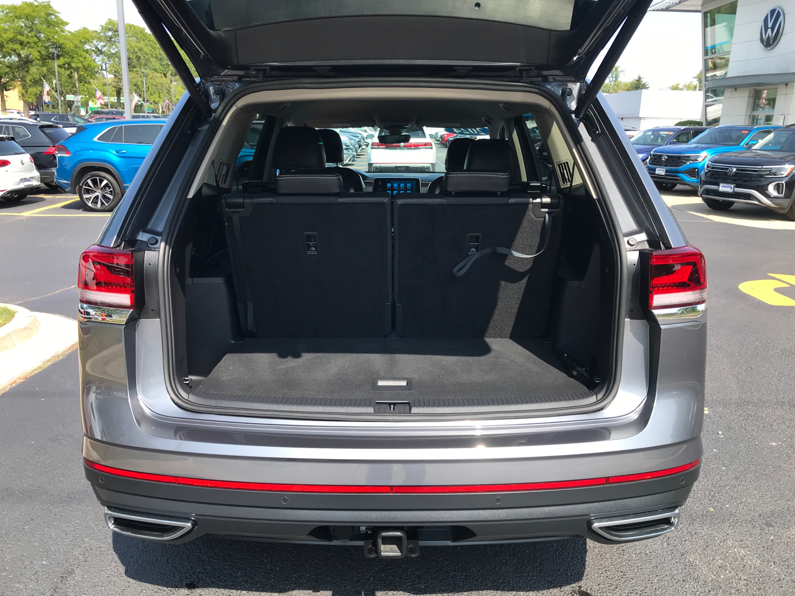 2024 Volkswagen Atlas 2.0T SE w/Technology 23