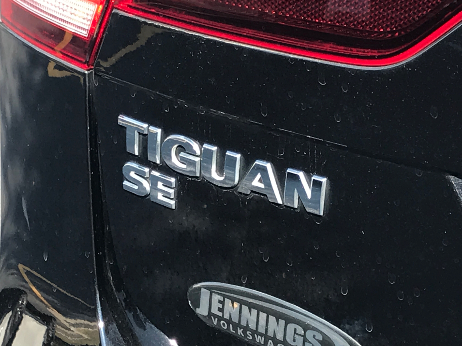 2021 Volkswagen Tiguan SE 22