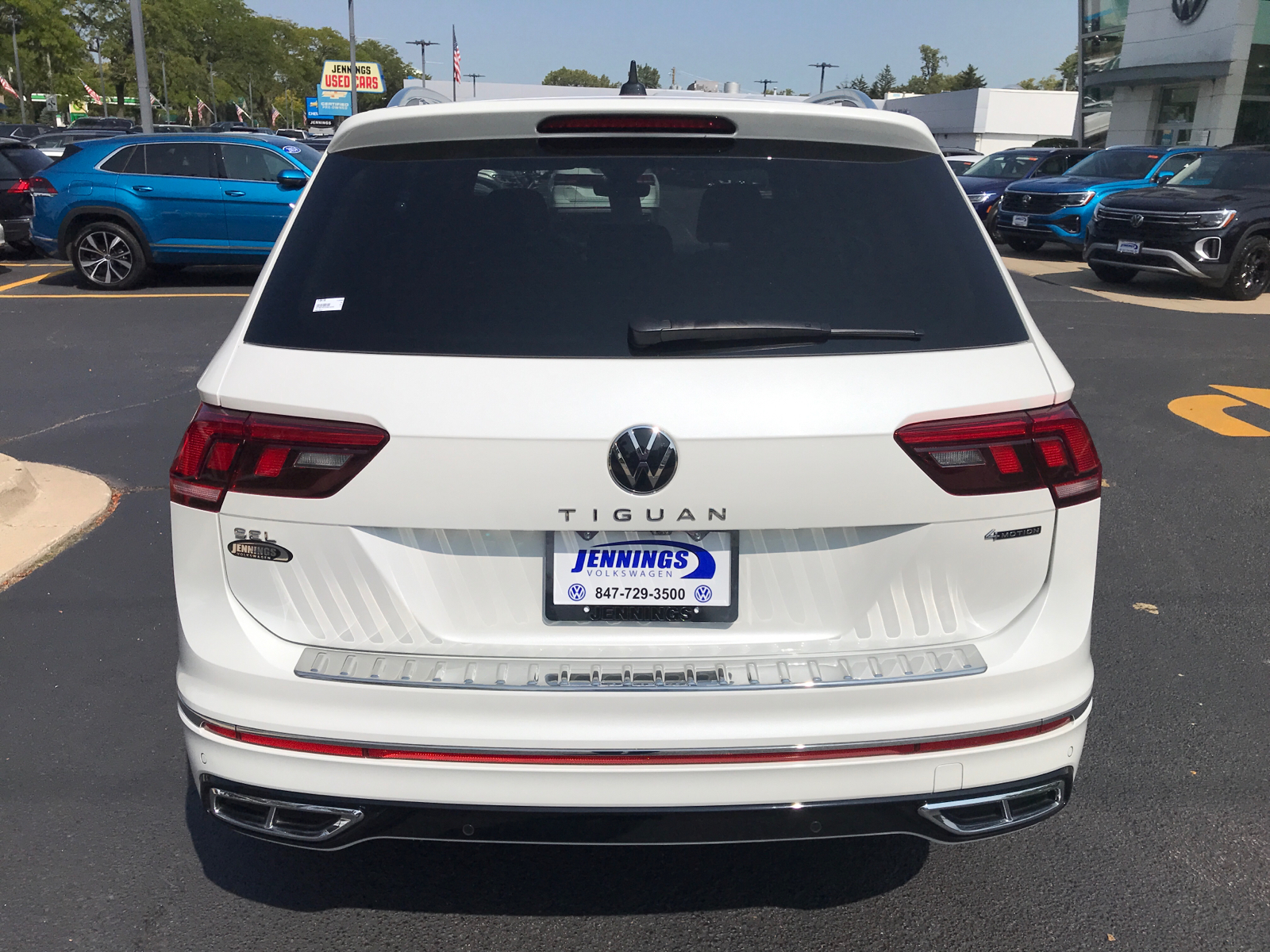 2023 Volkswagen Tiguan SEL R-Line 25