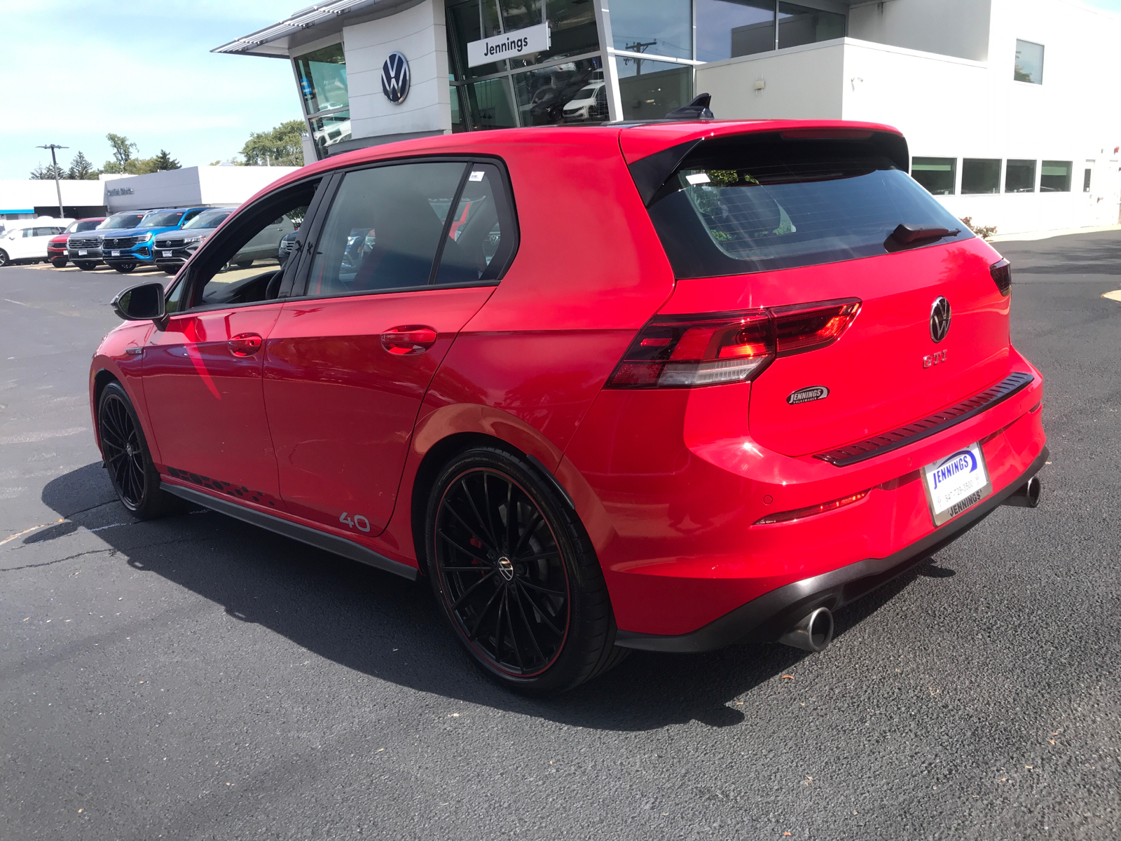 2023 Volkswagen Golf GTI 40th Anniversary Edition 4